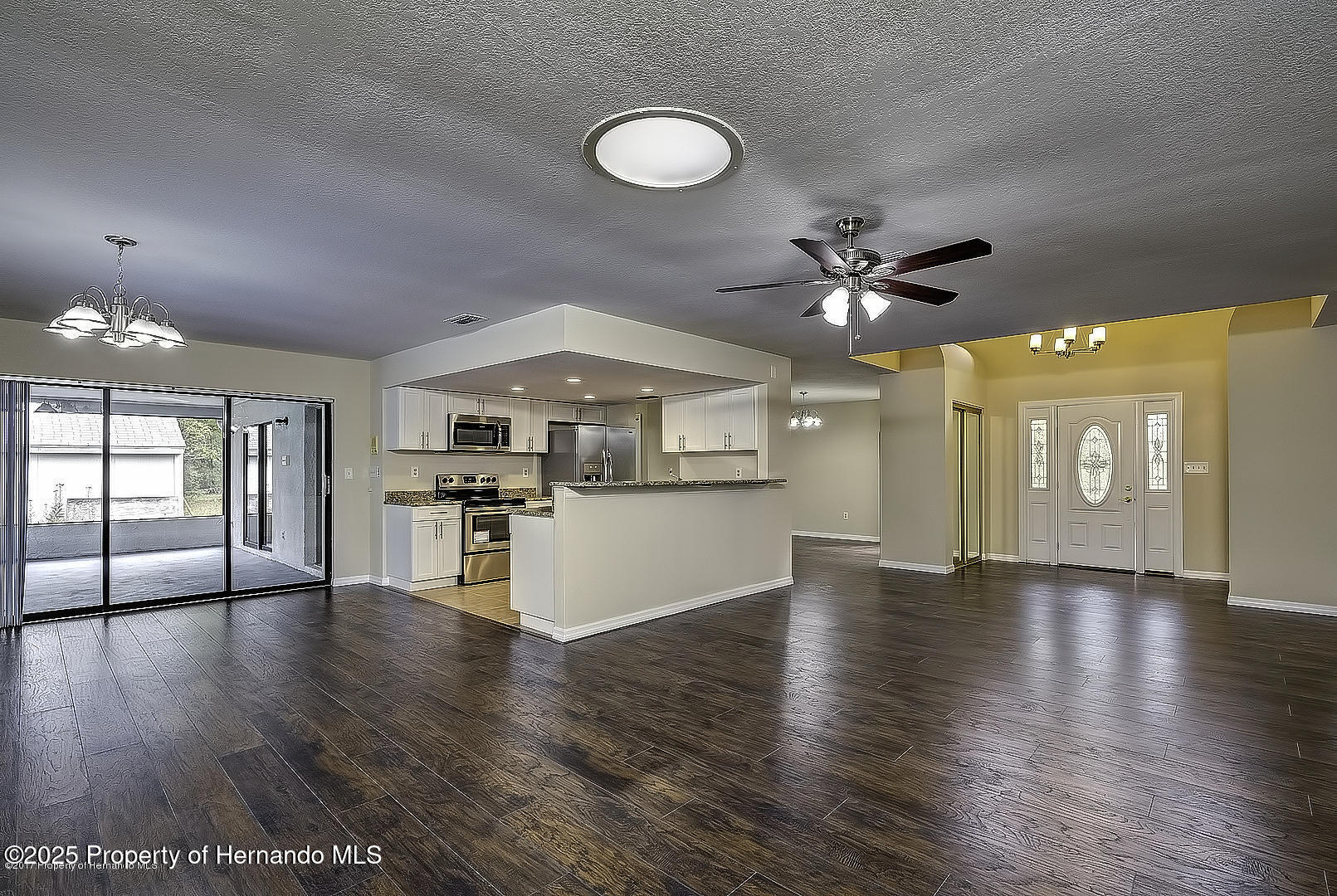8005 Truce Circle, Spring Hill, Florida image 7