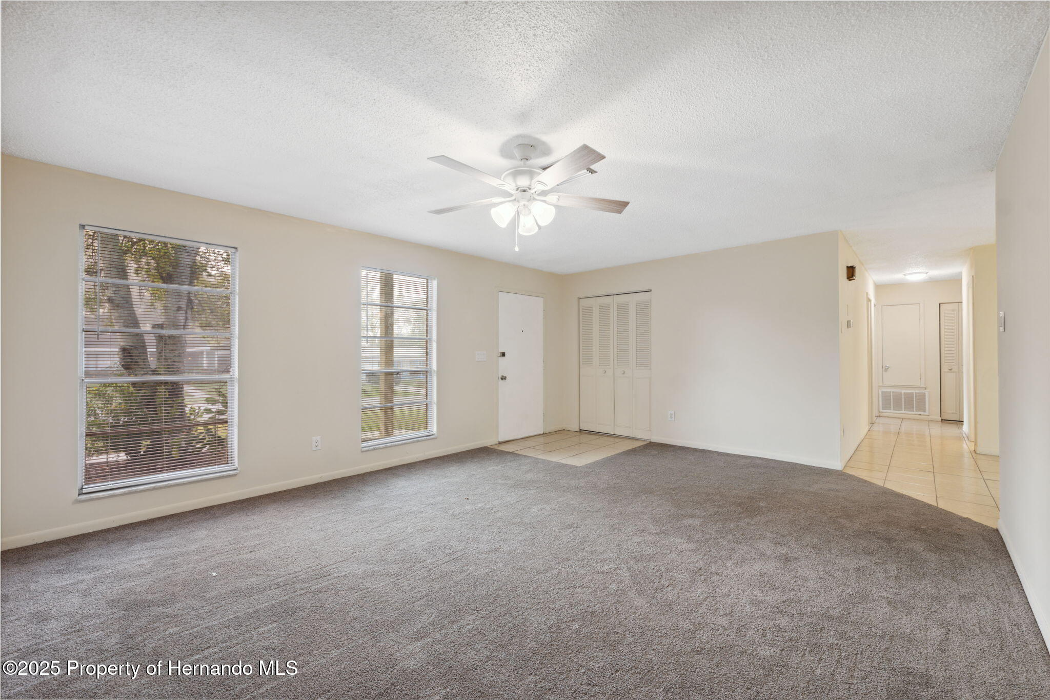 4559 Crescent Road, Spring Hill, Florida image 8