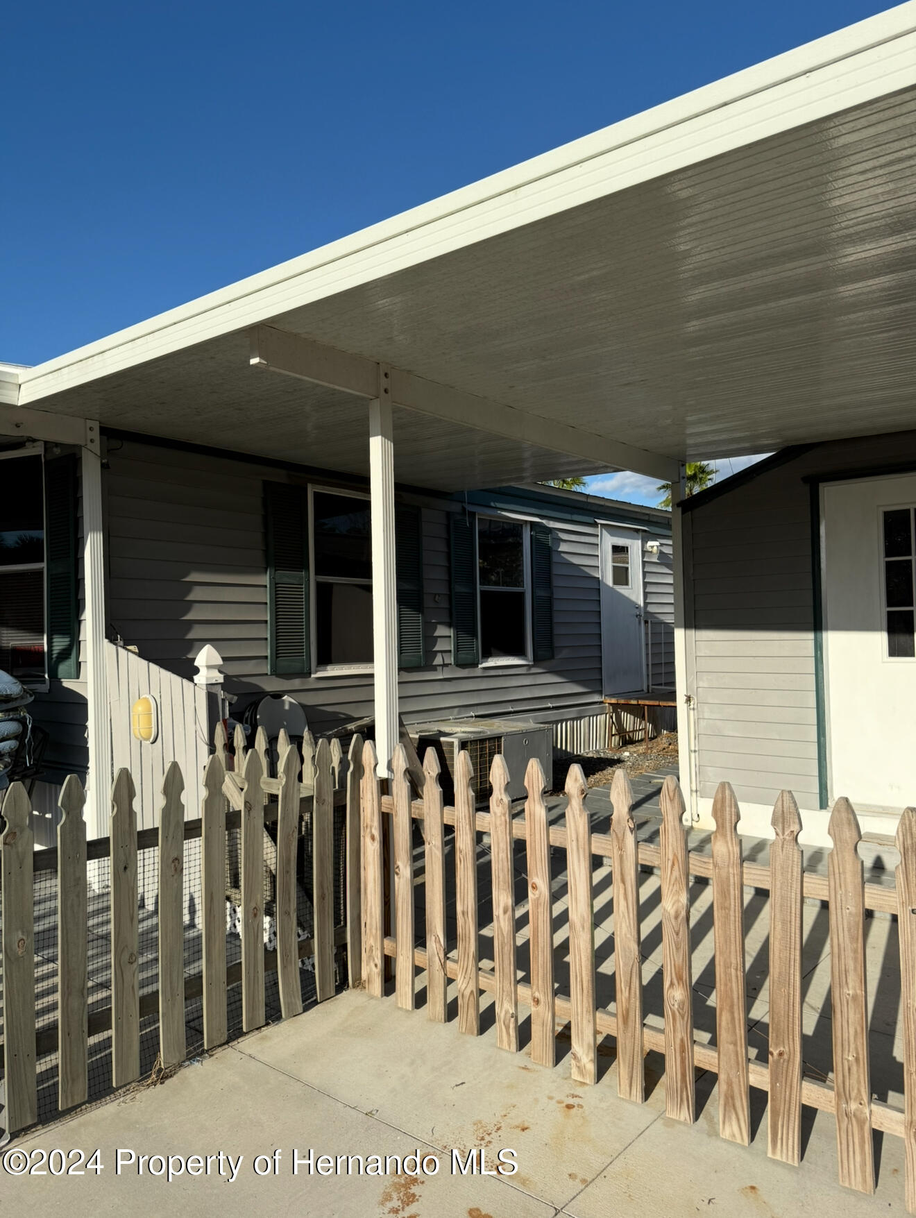 9308 Stingray Drive, Weeki Wachee, Florida image 20