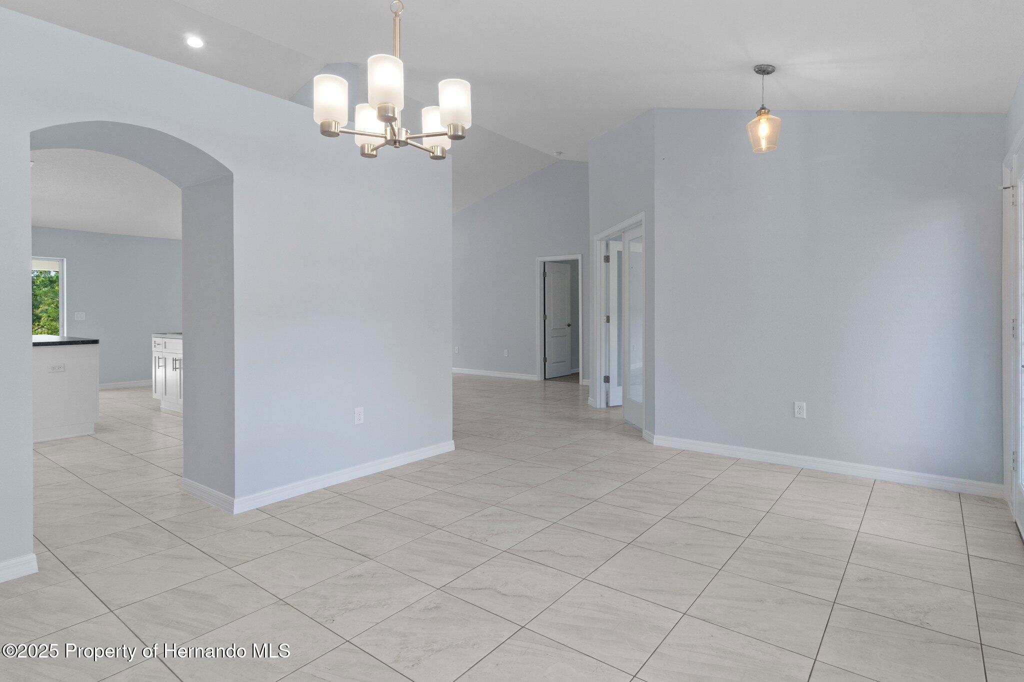 11220 Sandpiper Avenue, Weeki Wachee, Florida image 5