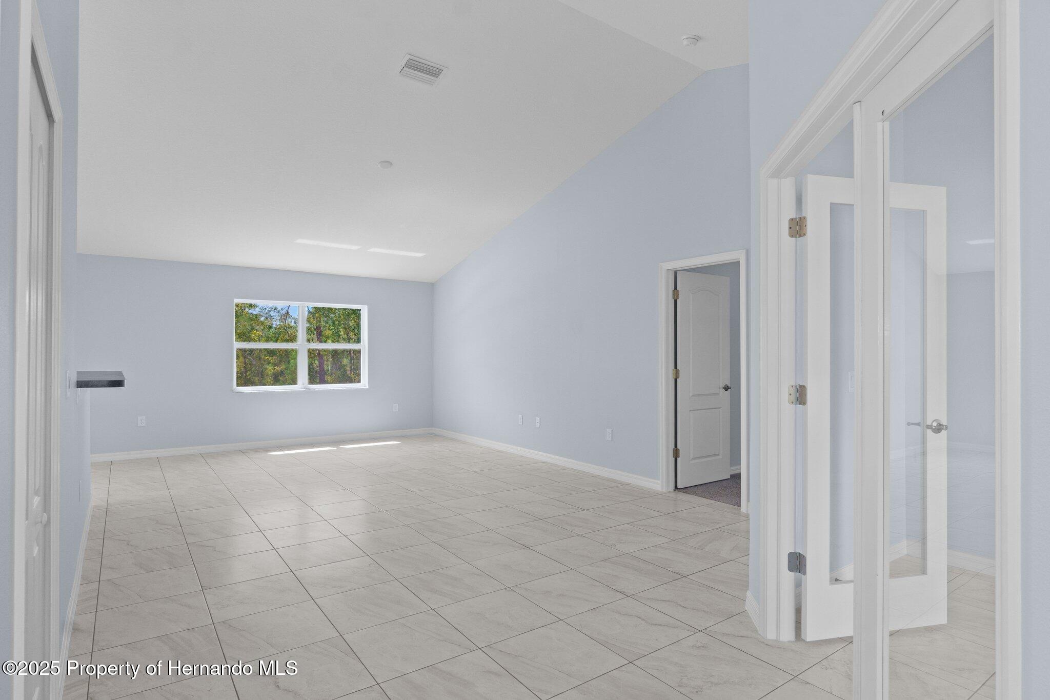 11220 Sandpiper Avenue, Weeki Wachee, Florida image 8