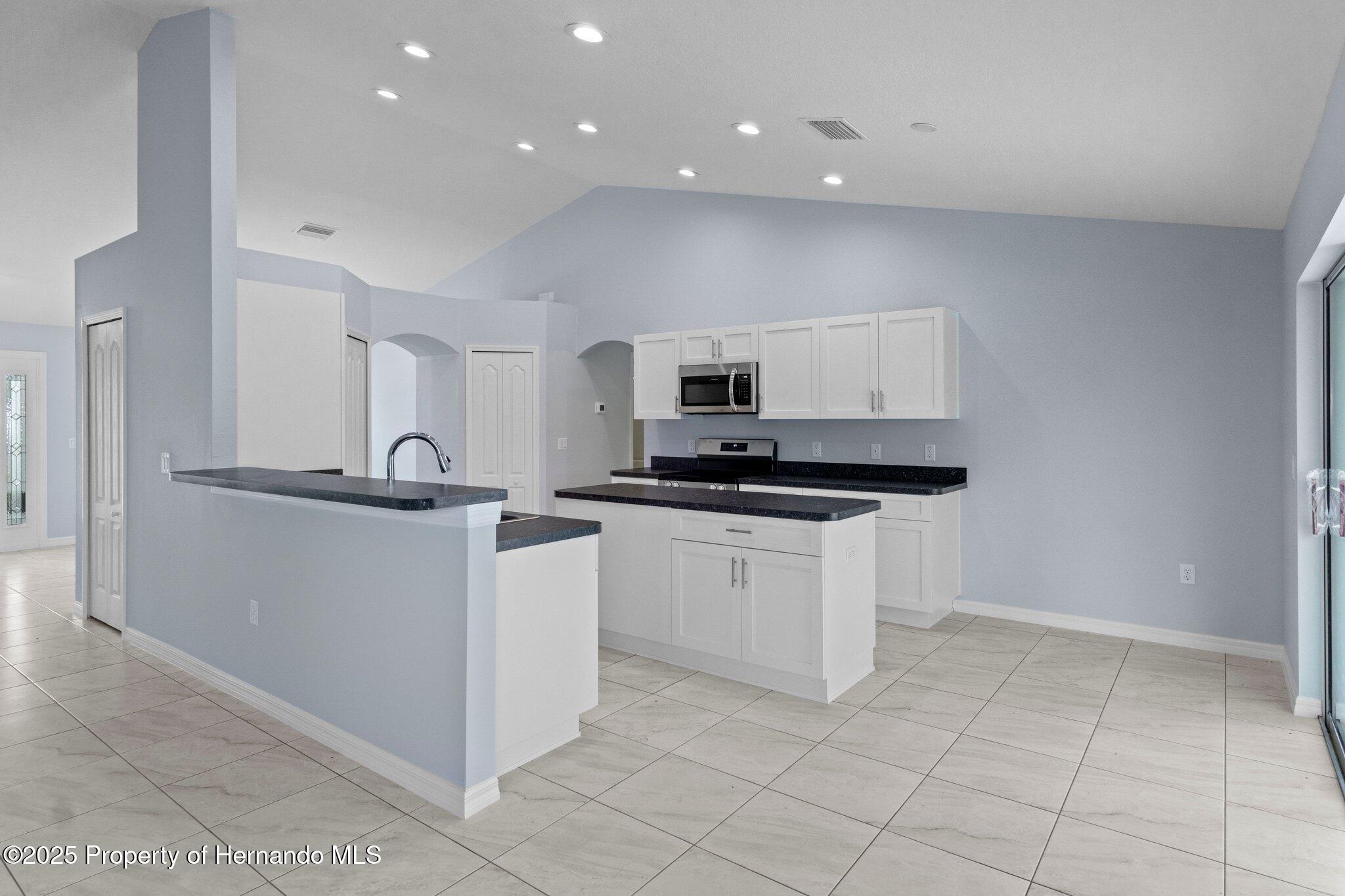 11220 Sandpiper Avenue, Weeki Wachee, Florida image 12