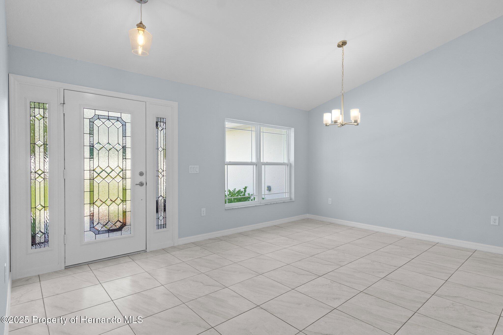 11220 Sandpiper Avenue, Weeki Wachee, Florida image 3