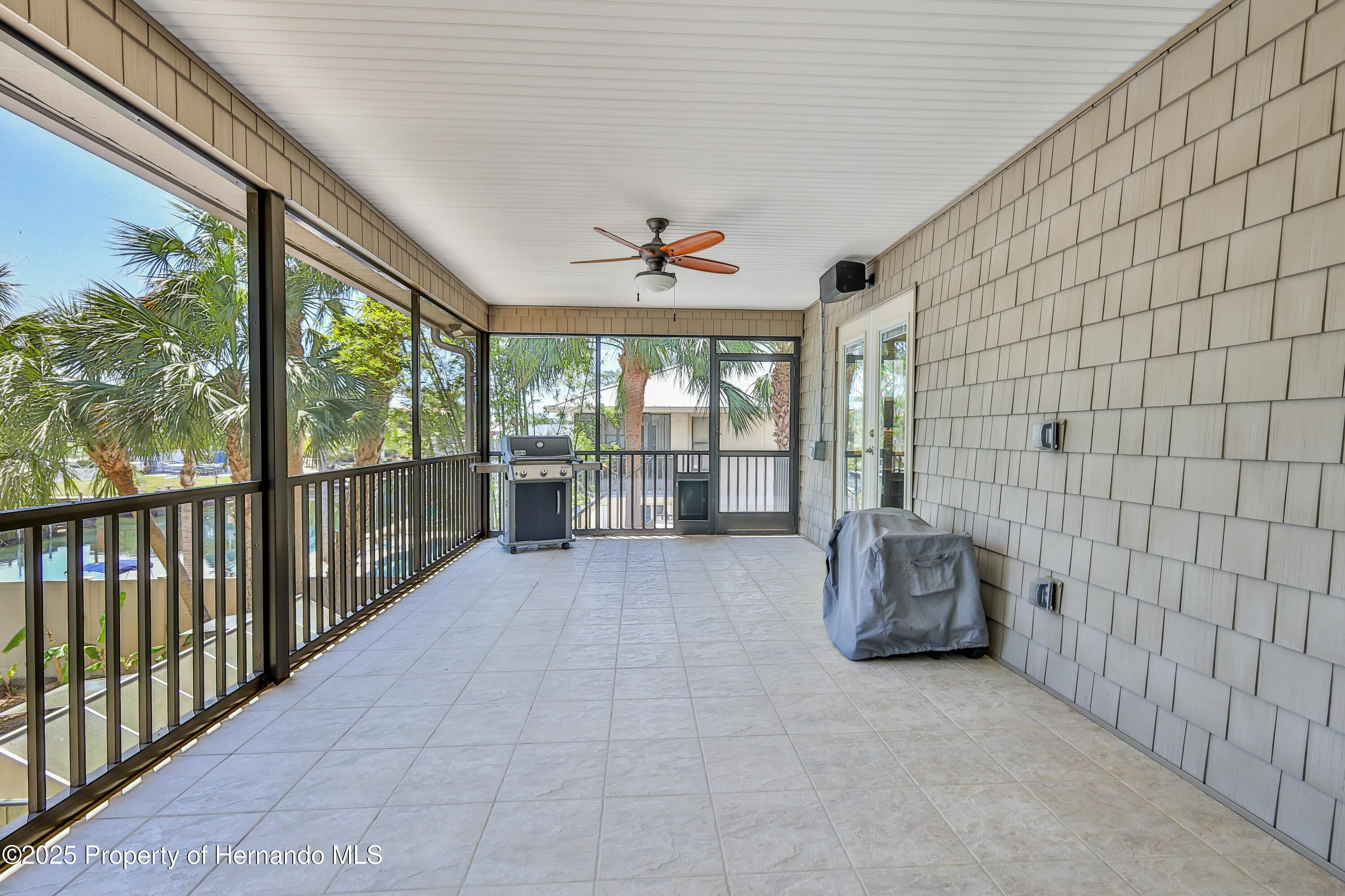 7106 Porpoise Street, Weeki Wachee, Florida image 35