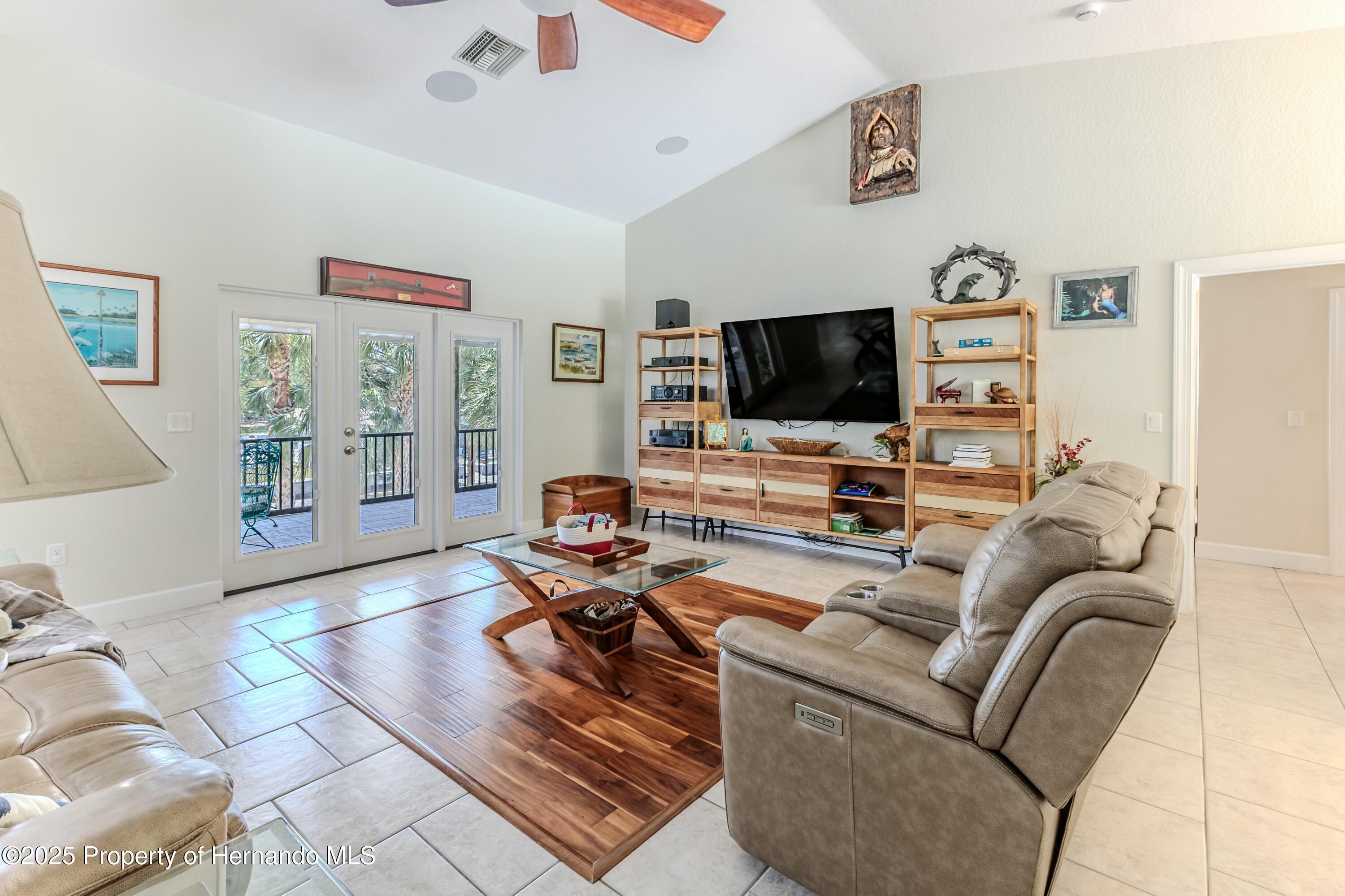 7106 Porpoise Street, Weeki Wachee, Florida image 20