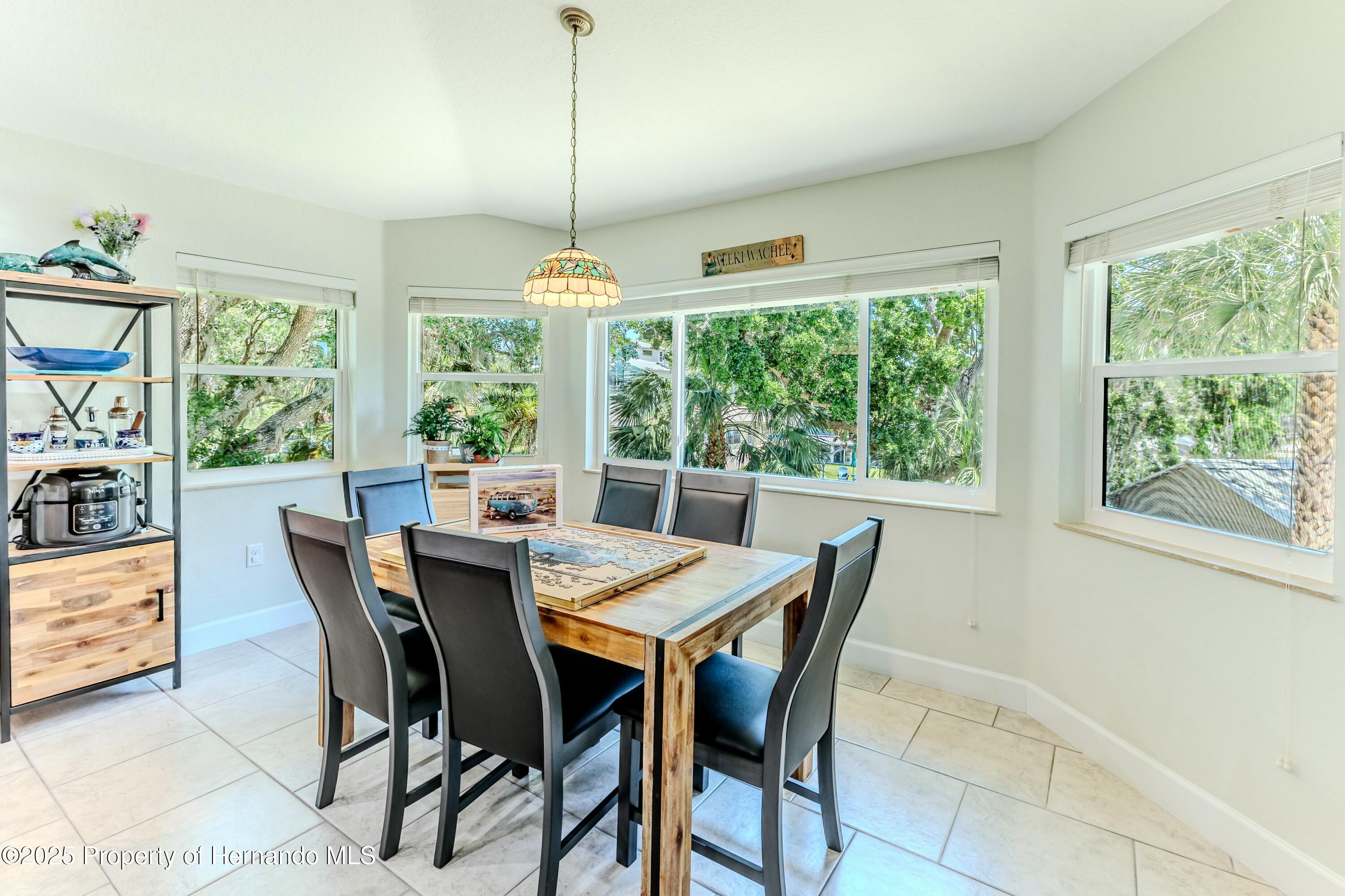 7106 Porpoise Street, Weeki Wachee, Florida image 32