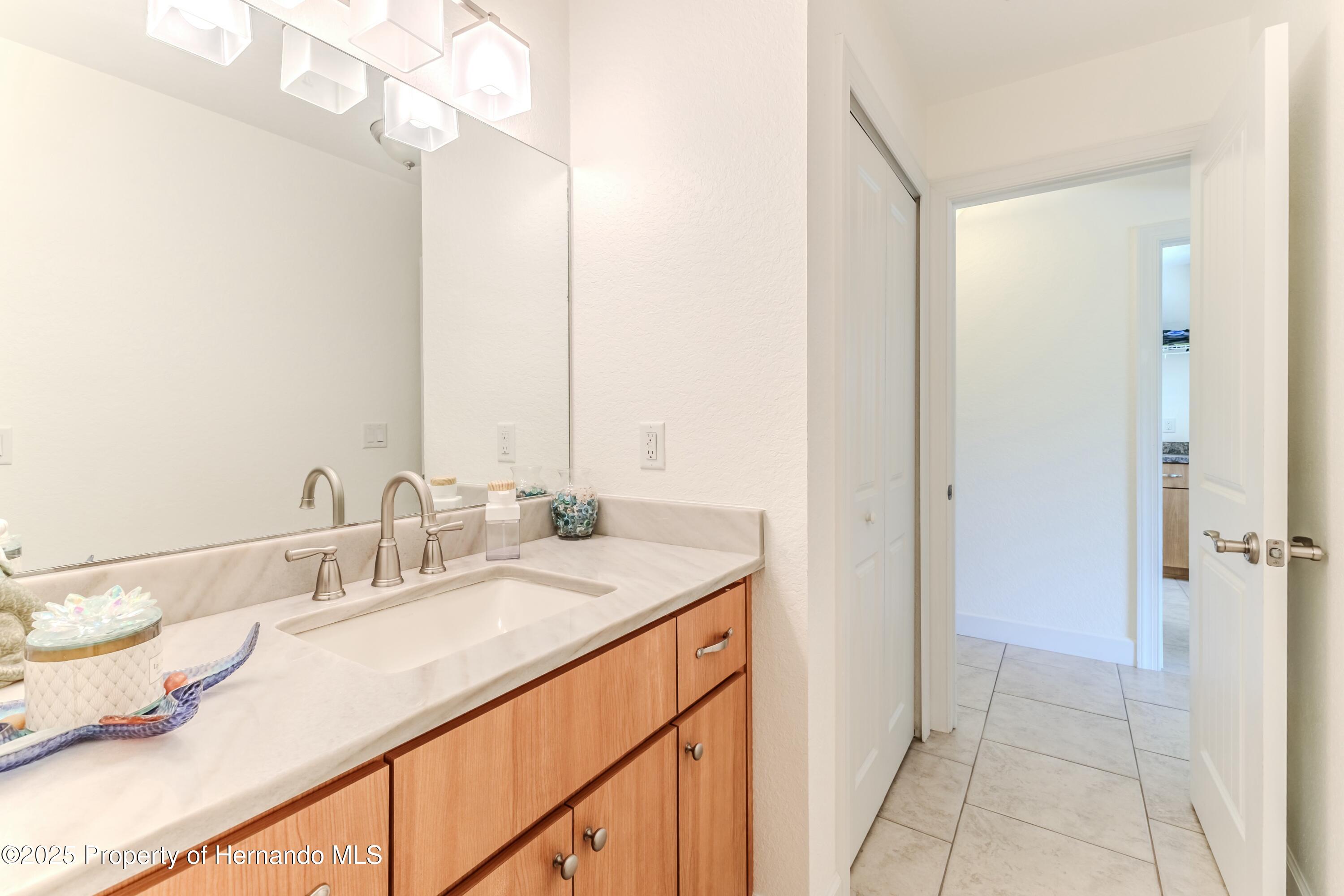 7106 Porpoise Street, Weeki Wachee, Florida image 42