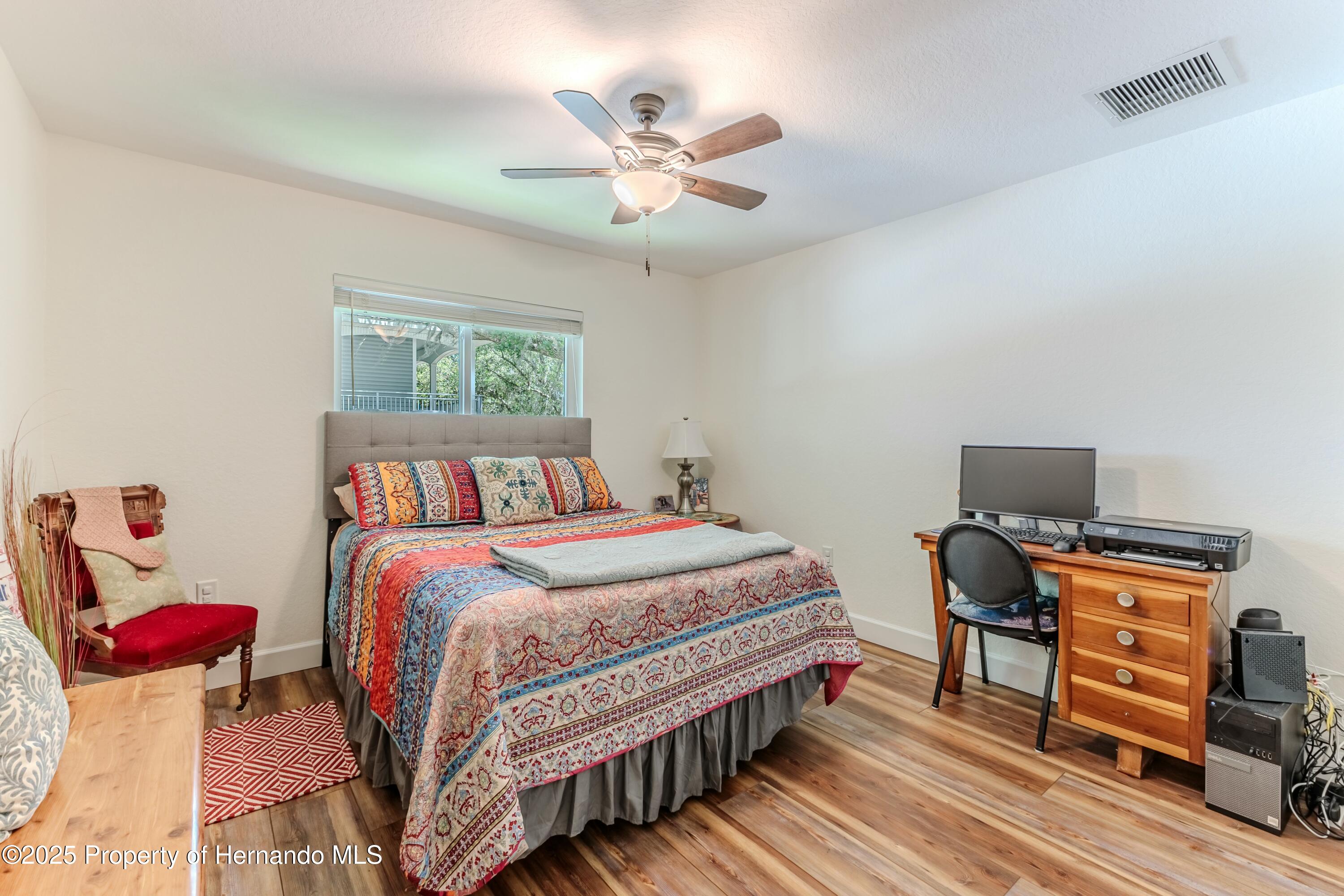7106 Porpoise Street, Weeki Wachee, Florida image 40