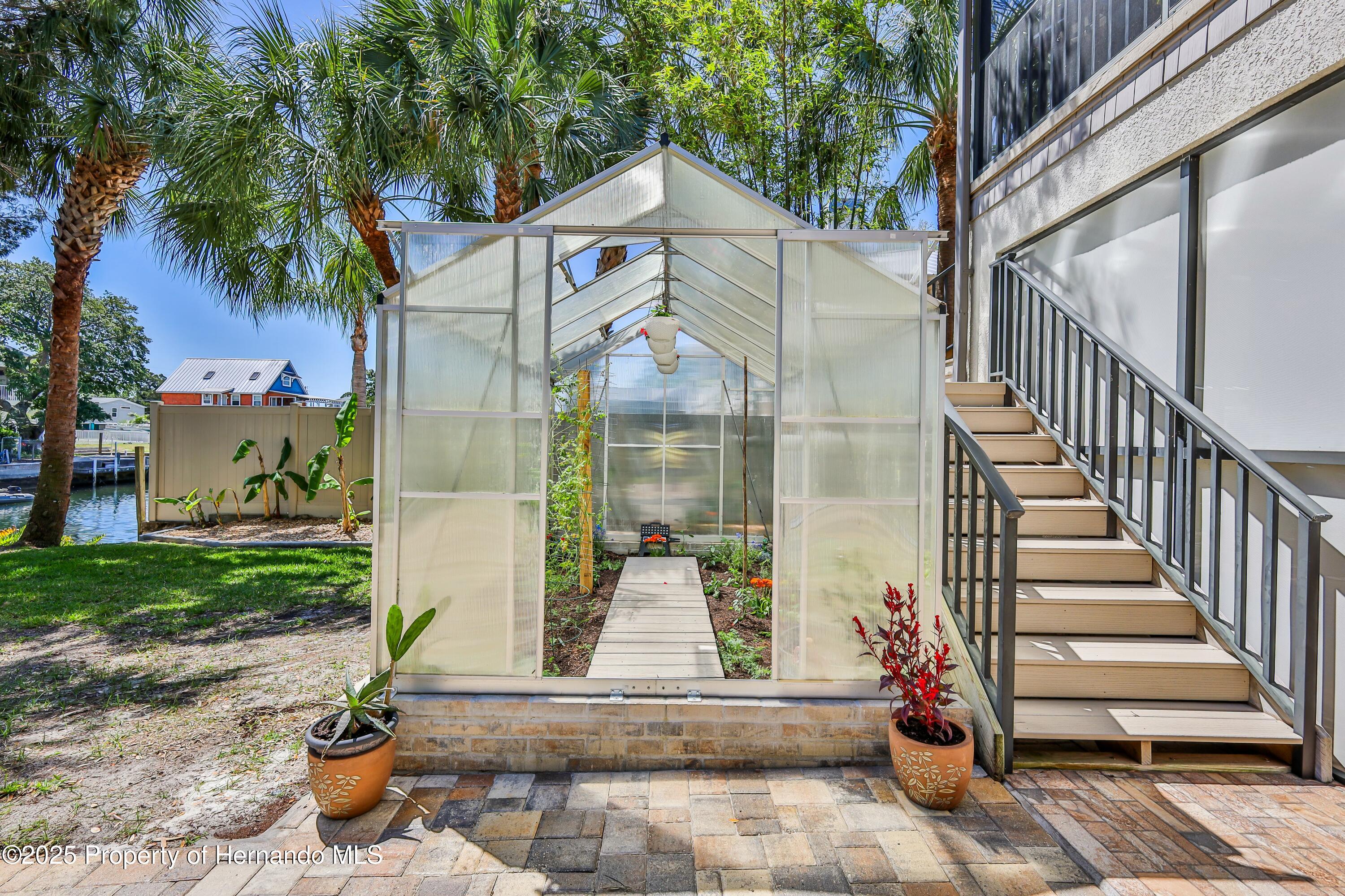 7106 Porpoise Street, Weeki Wachee, Florida image 14