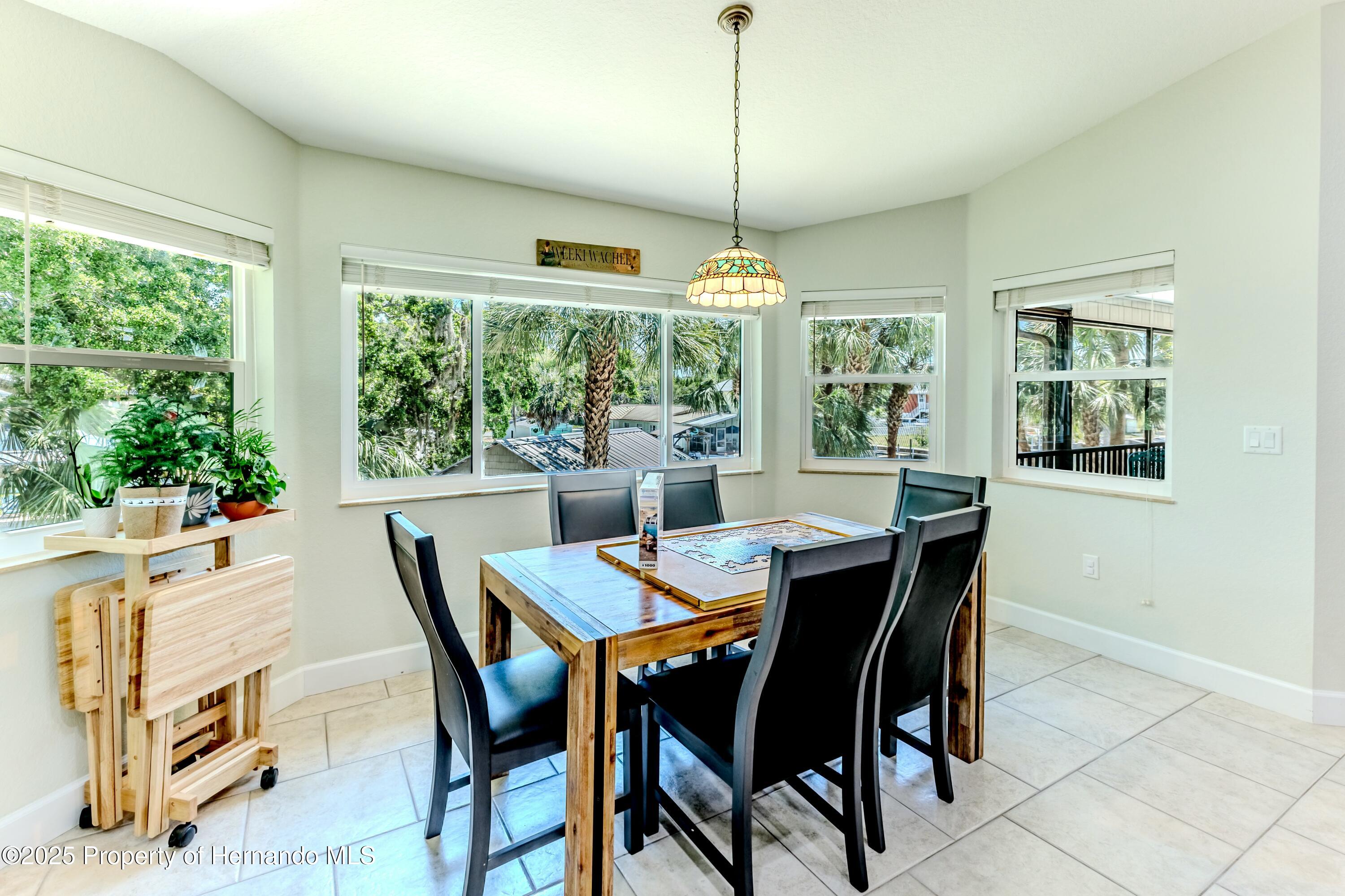 7106 Porpoise Street, Weeki Wachee, Florida image 31