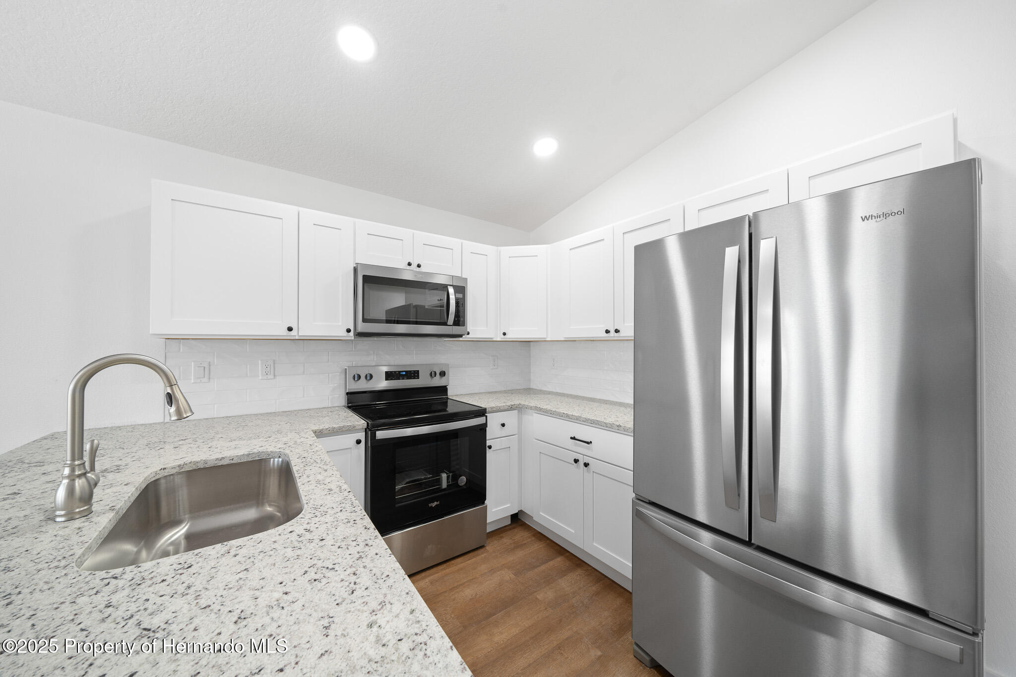 3592 Arrowhead Avenue, Spring Hill, Florida image 7