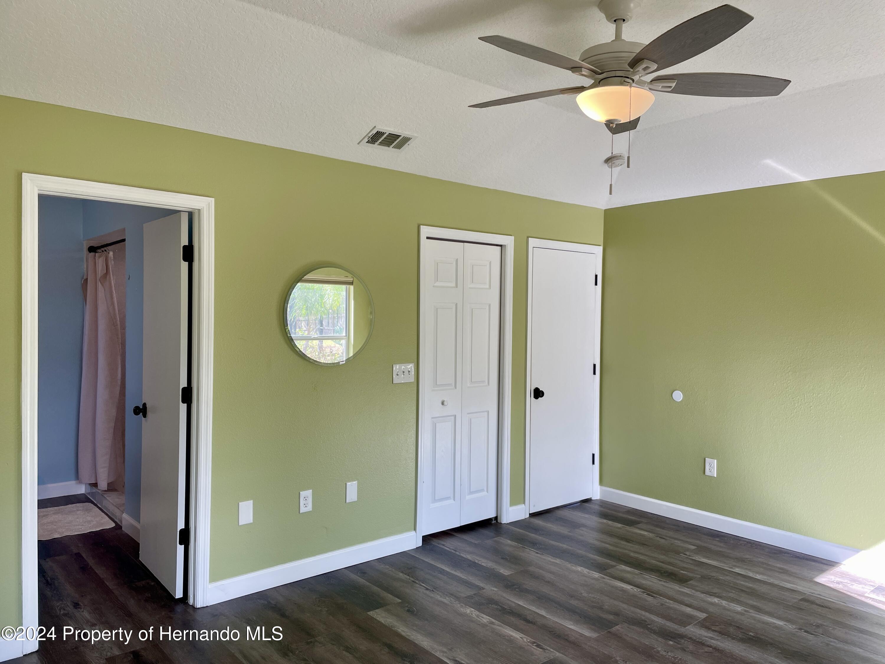 10448 Canary Avenue, Weeki Wachee, Florida image 19