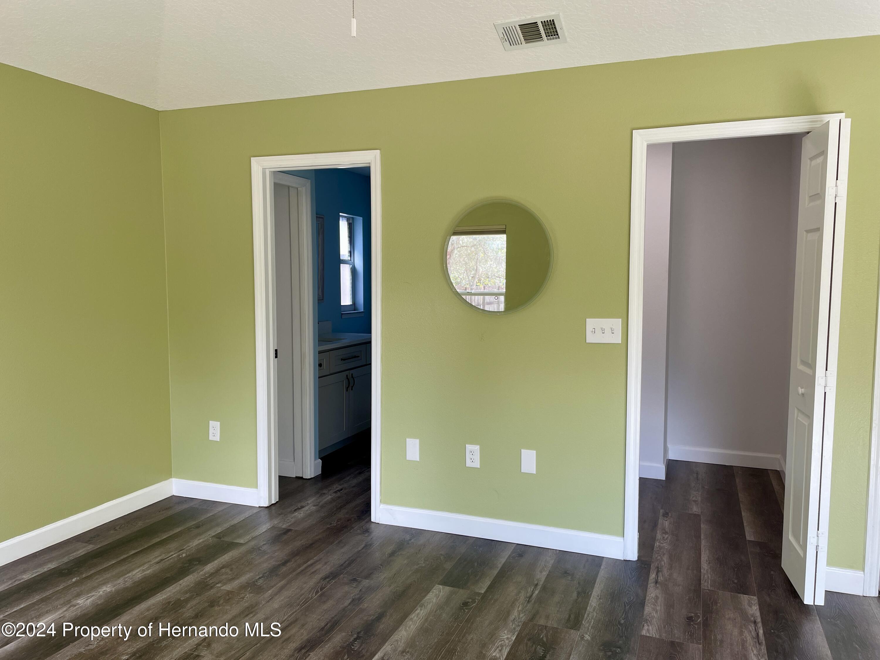 10448 Canary Avenue, Weeki Wachee, Florida image 21