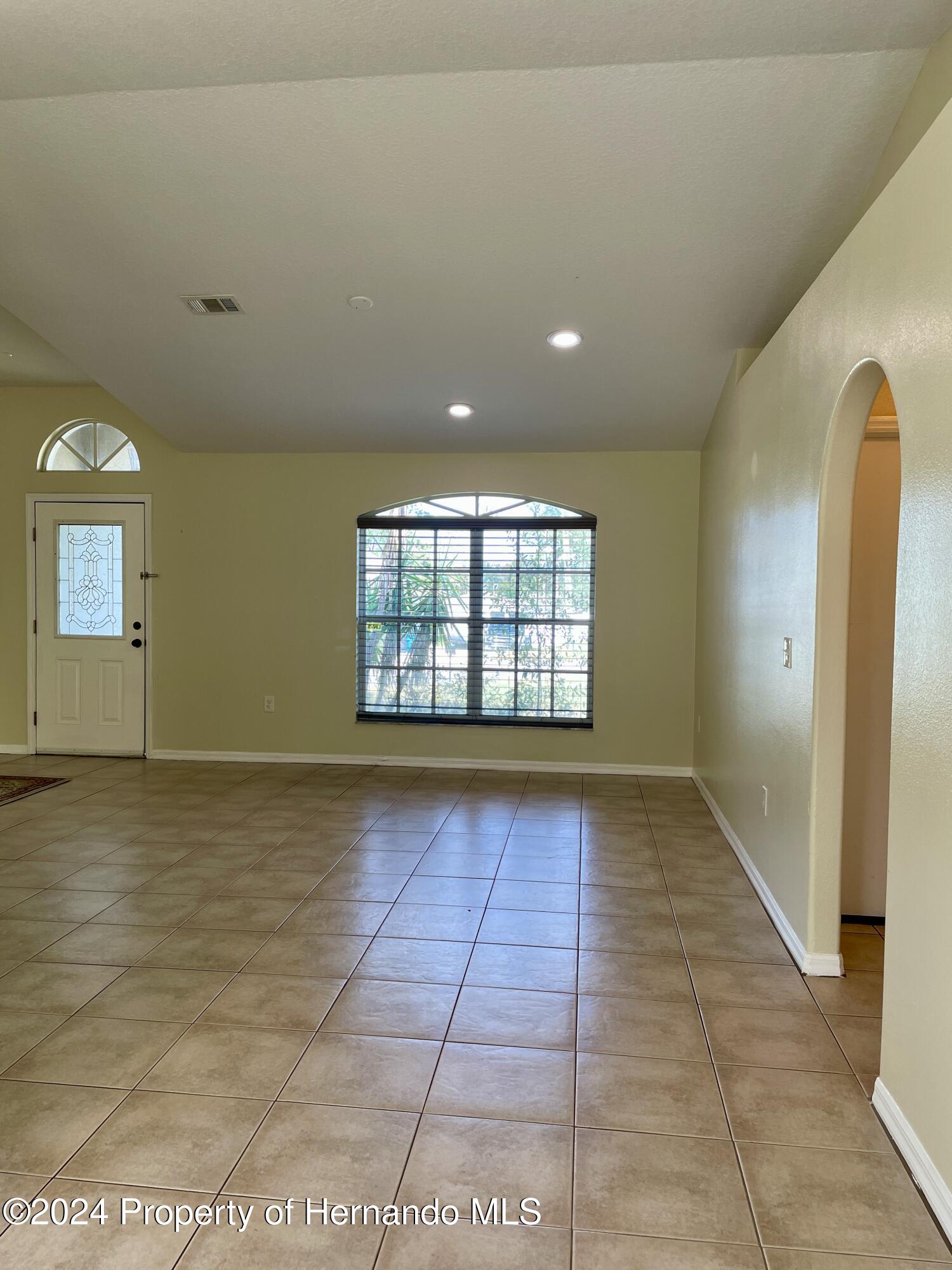 10448 Canary Avenue, Weeki Wachee, Florida image 36