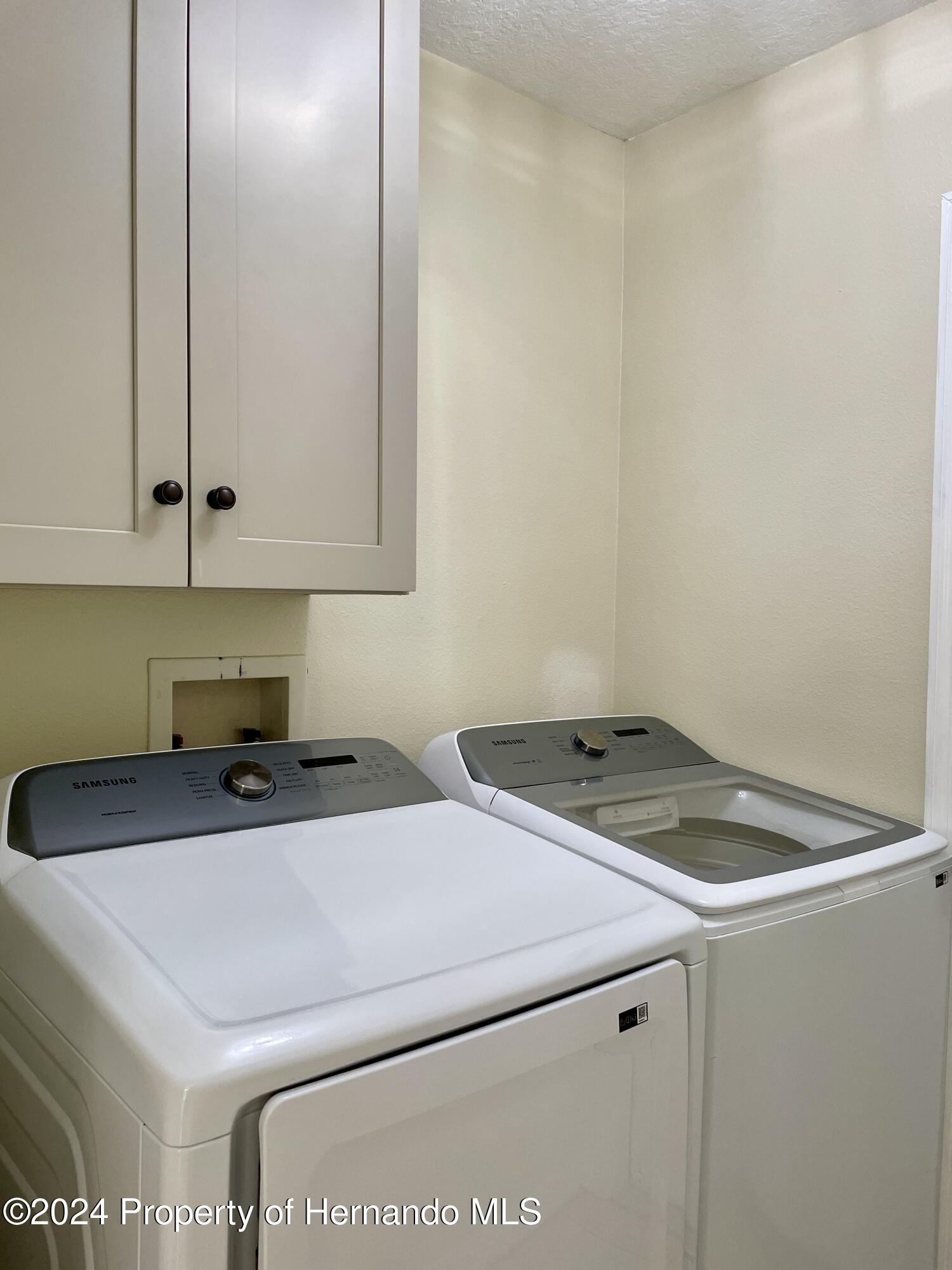 10448 Canary Avenue, Weeki Wachee, Florida image 23