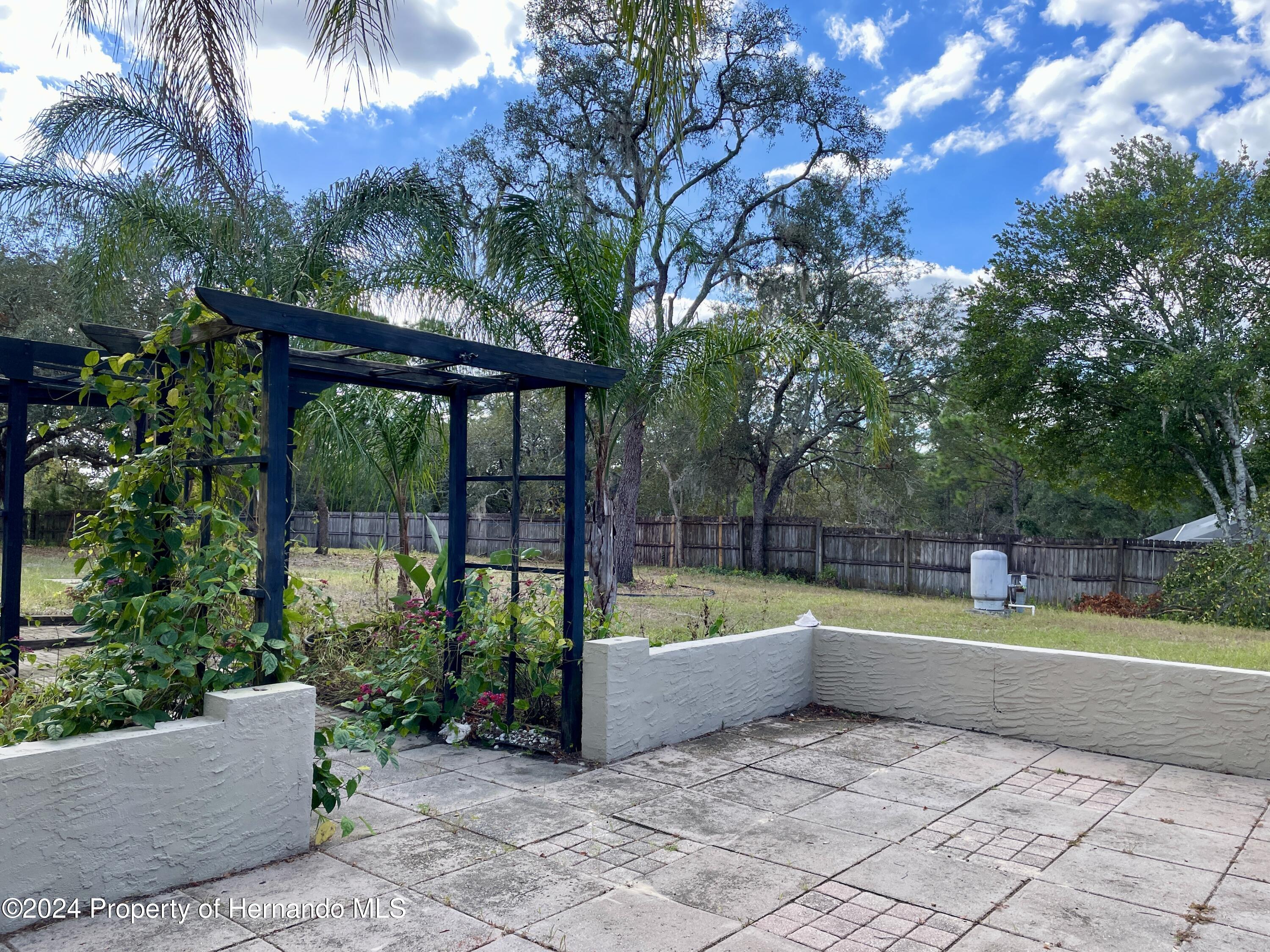 10448 Canary Avenue, Weeki Wachee, Florida image 49