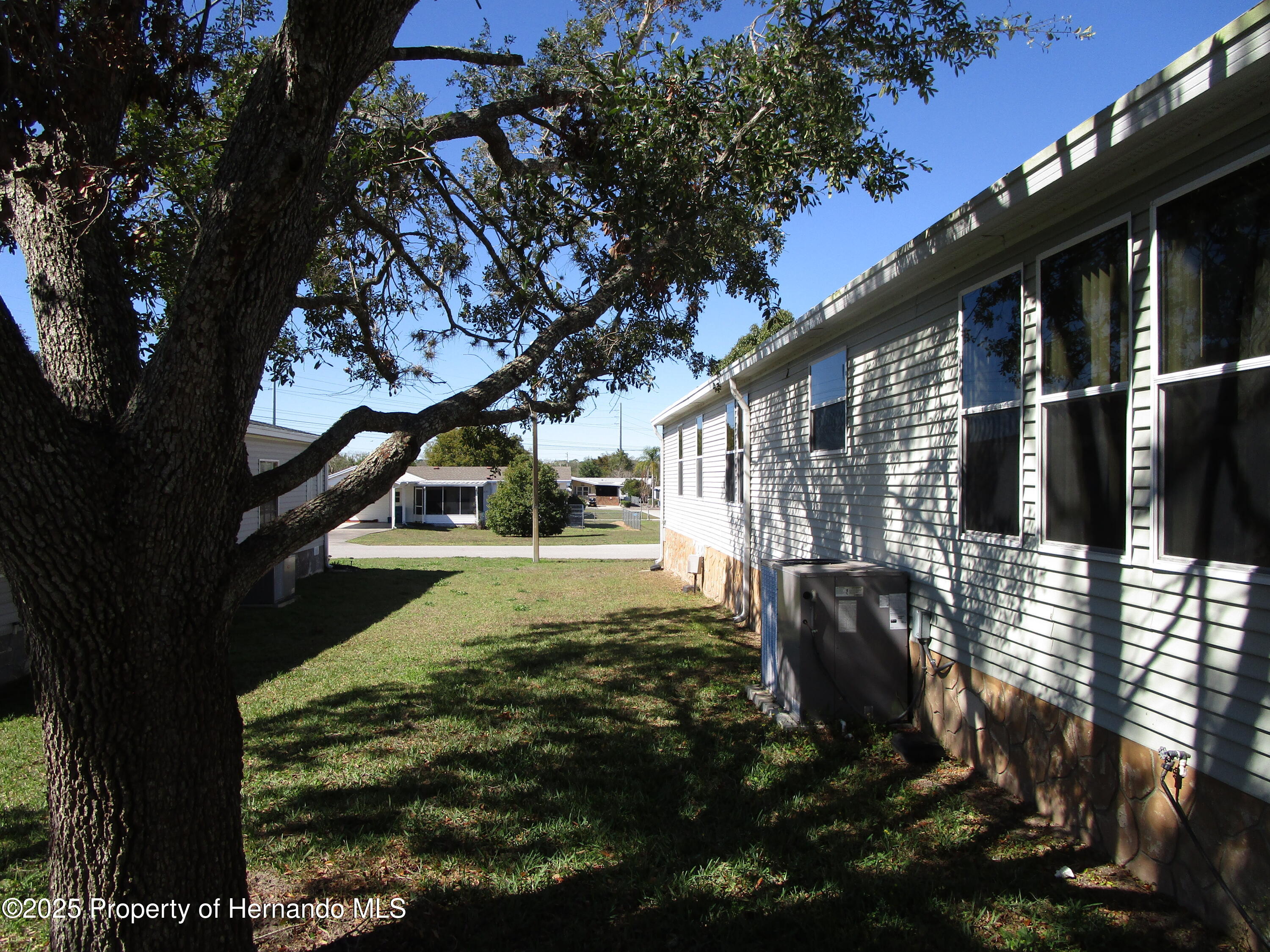 8158 Fortune Hunter Drive, Brooksville, Florida image 37