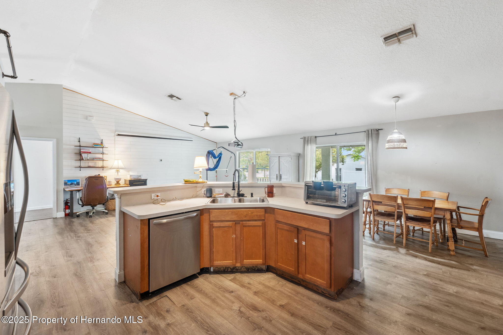 3017 Aldoro Avenue, Spring Hill, Florida image 14