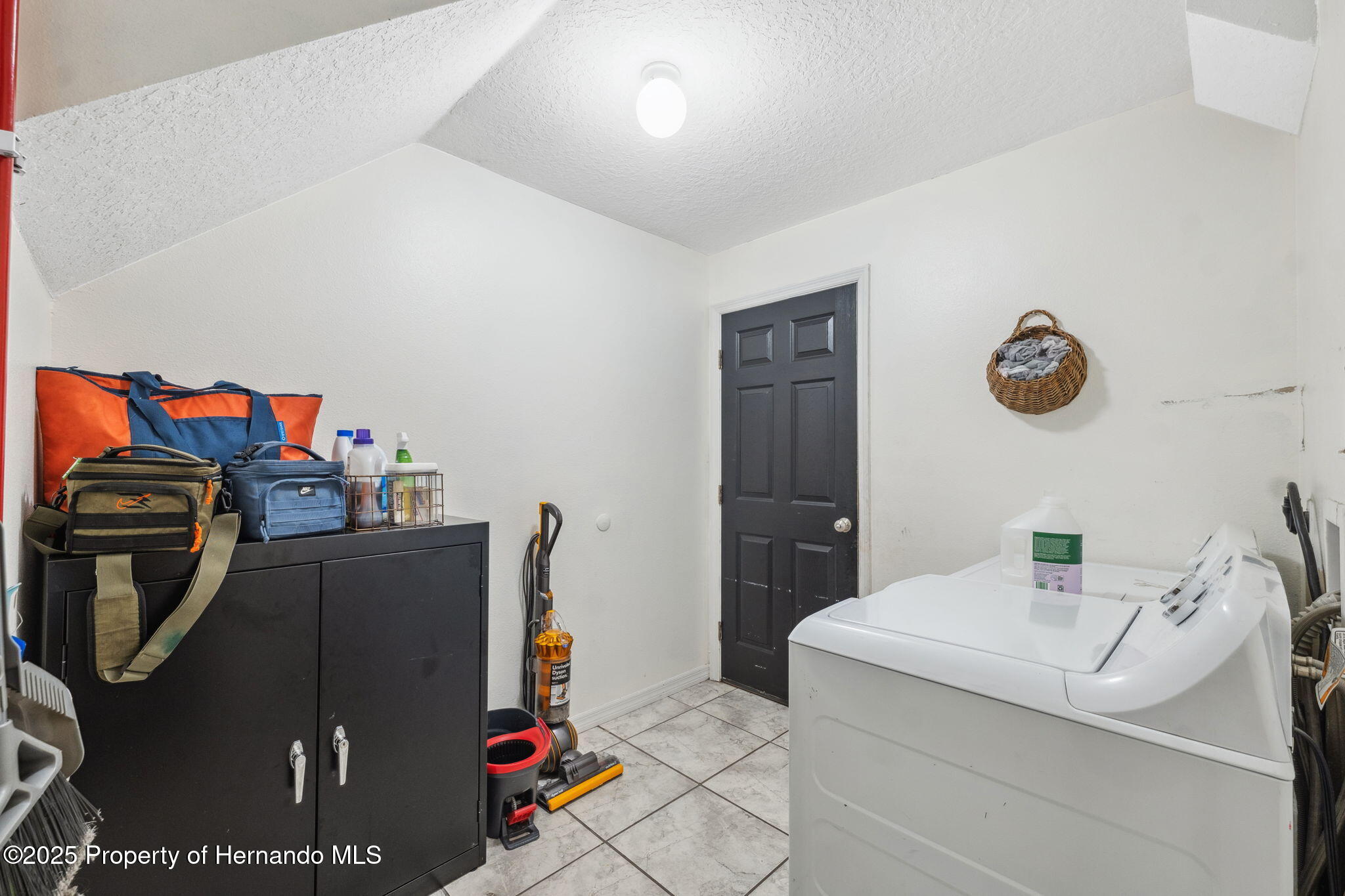 3017 Aldoro Avenue, Spring Hill, Florida image 28