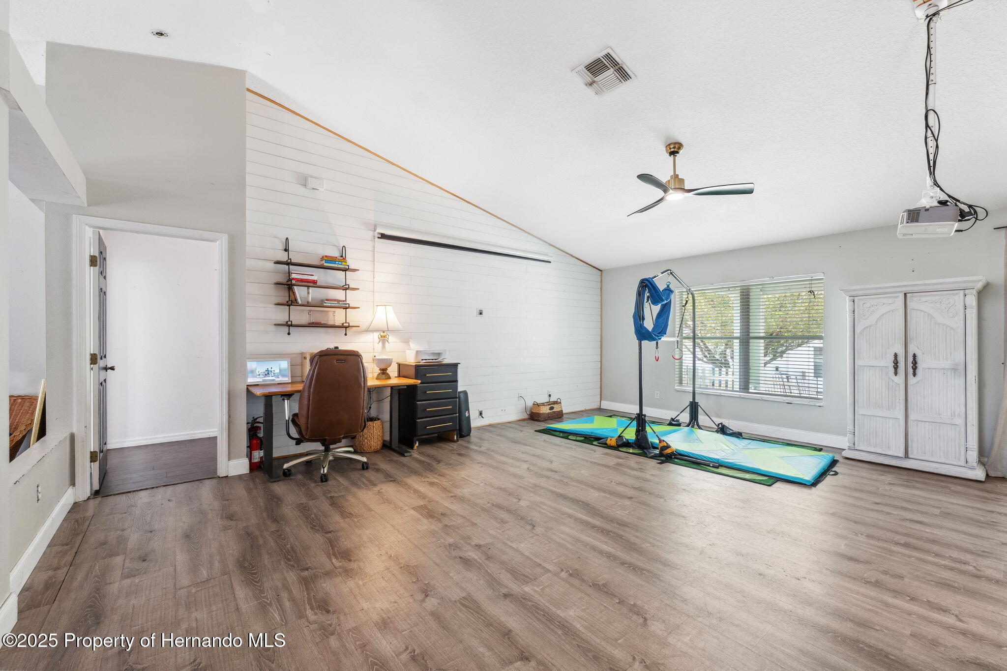 3017 Aldoro Avenue, Spring Hill, Florida image 9
