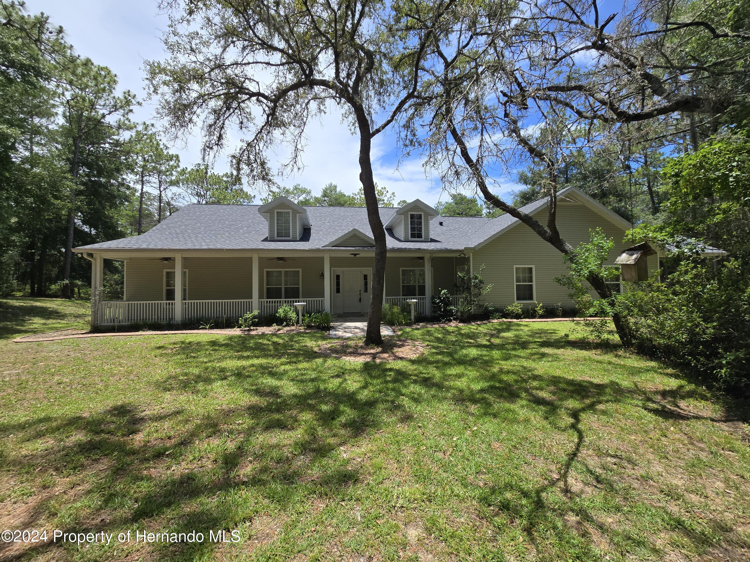 16357 Pawnee Drive, Brooksville, Florida image 2