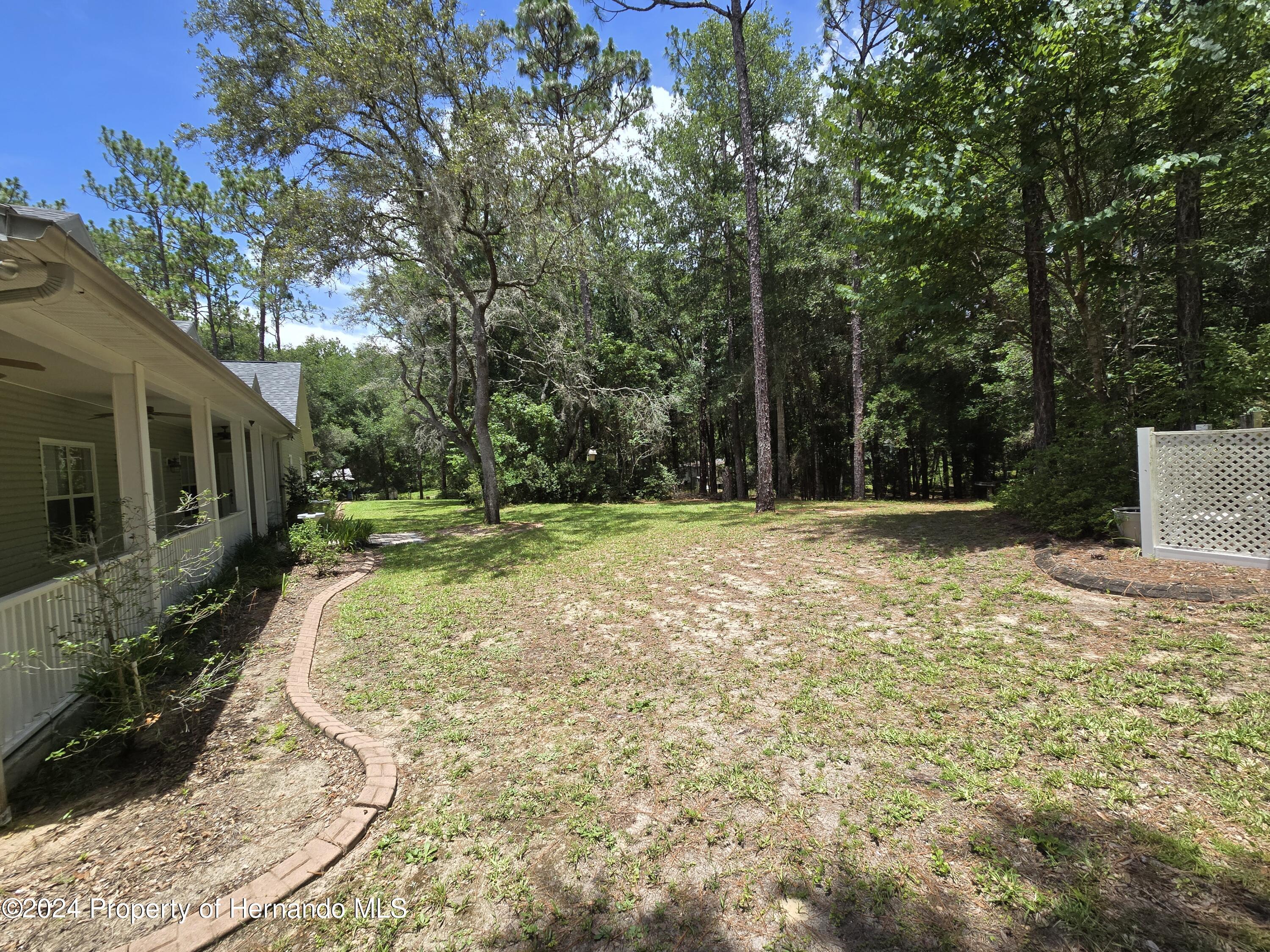 16357 Pawnee Drive, Brooksville, Florida image 22