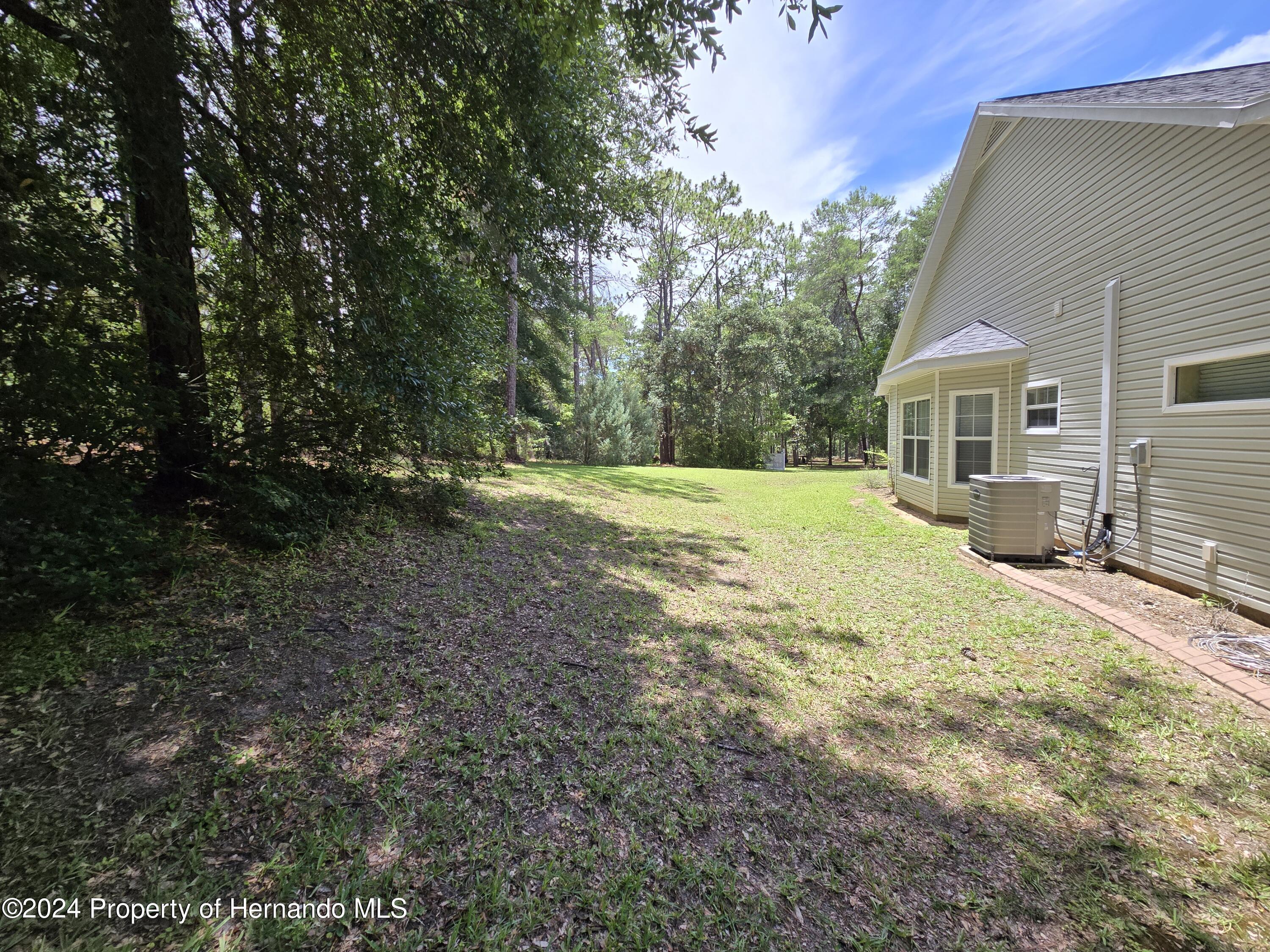 16357 Pawnee Drive, Brooksville, Florida image 23