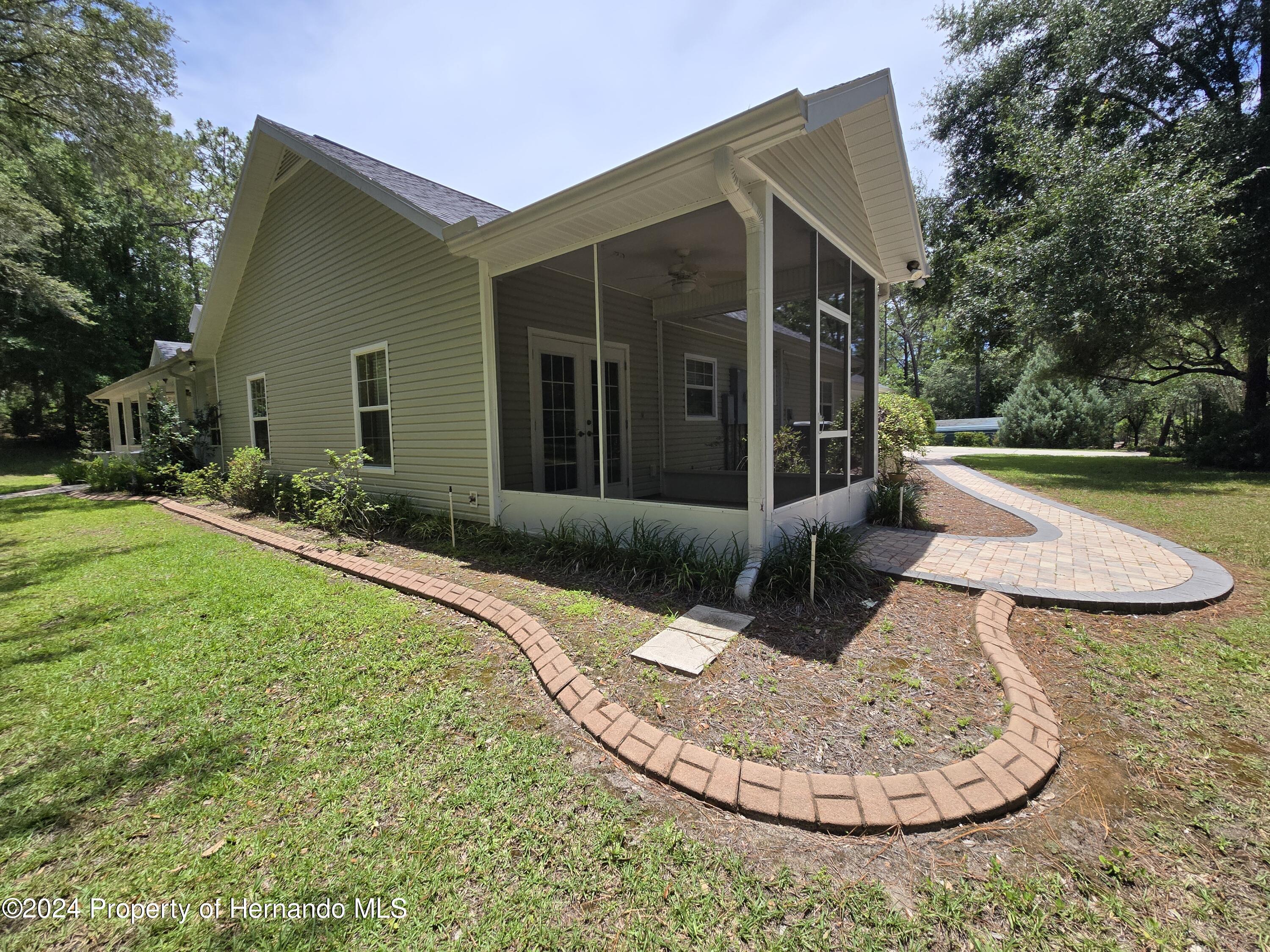 16357 Pawnee Drive, Brooksville, Florida image 14