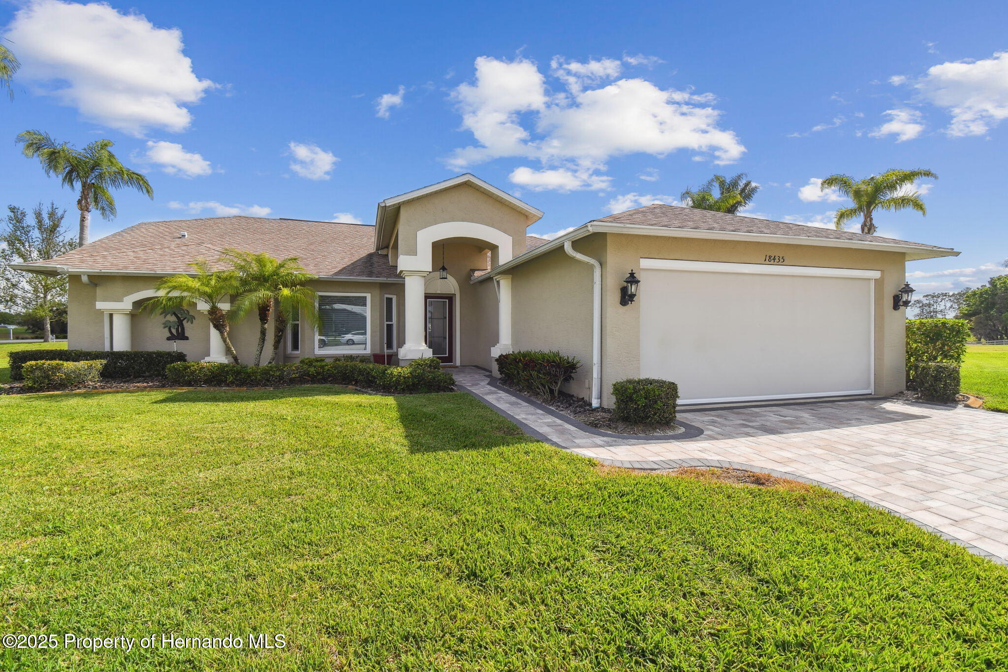 18435 Gentle Breeze Court, Hudson, Florida image 1