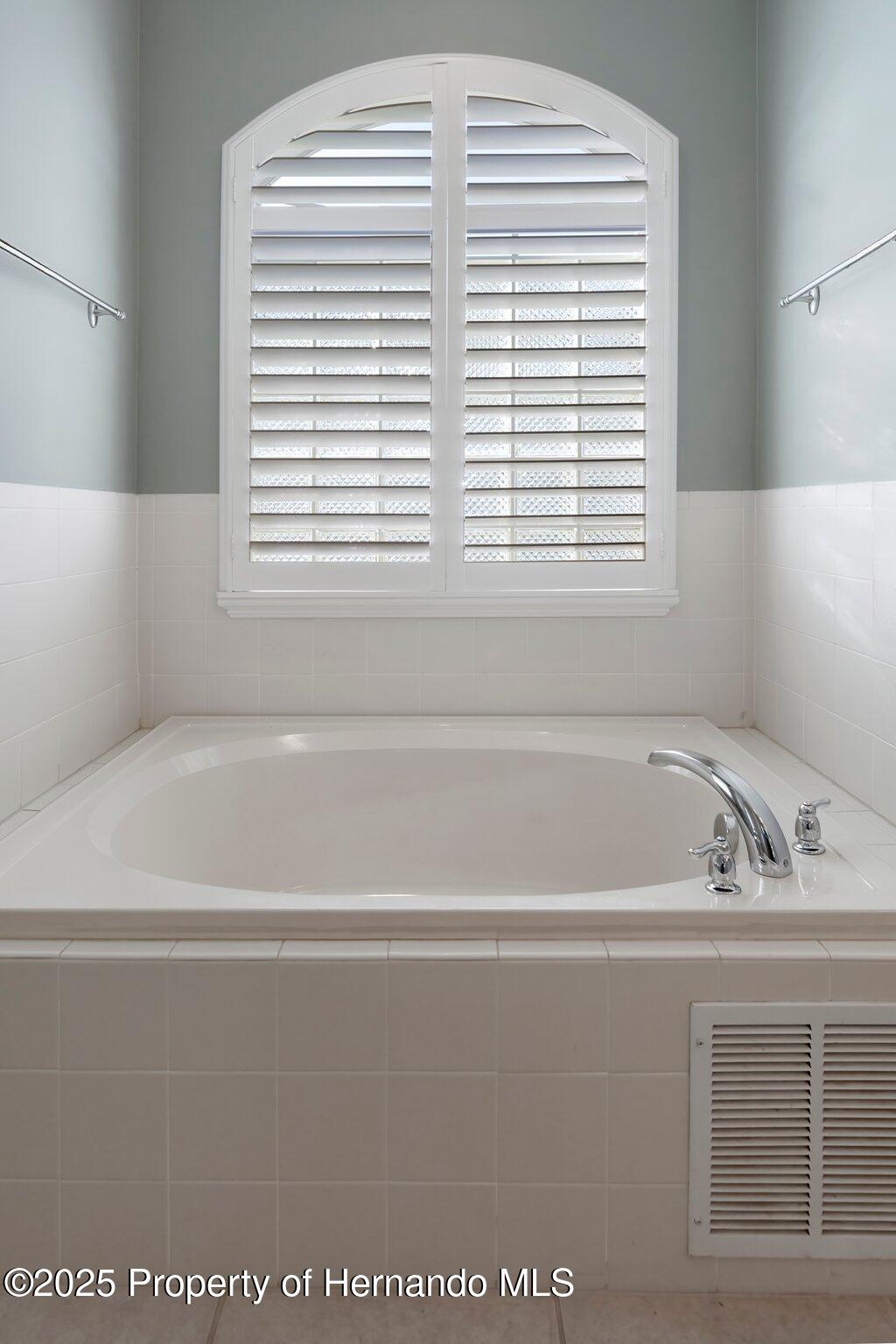 18604 Myrtle Wood Drive, Hudson, Florida image 39