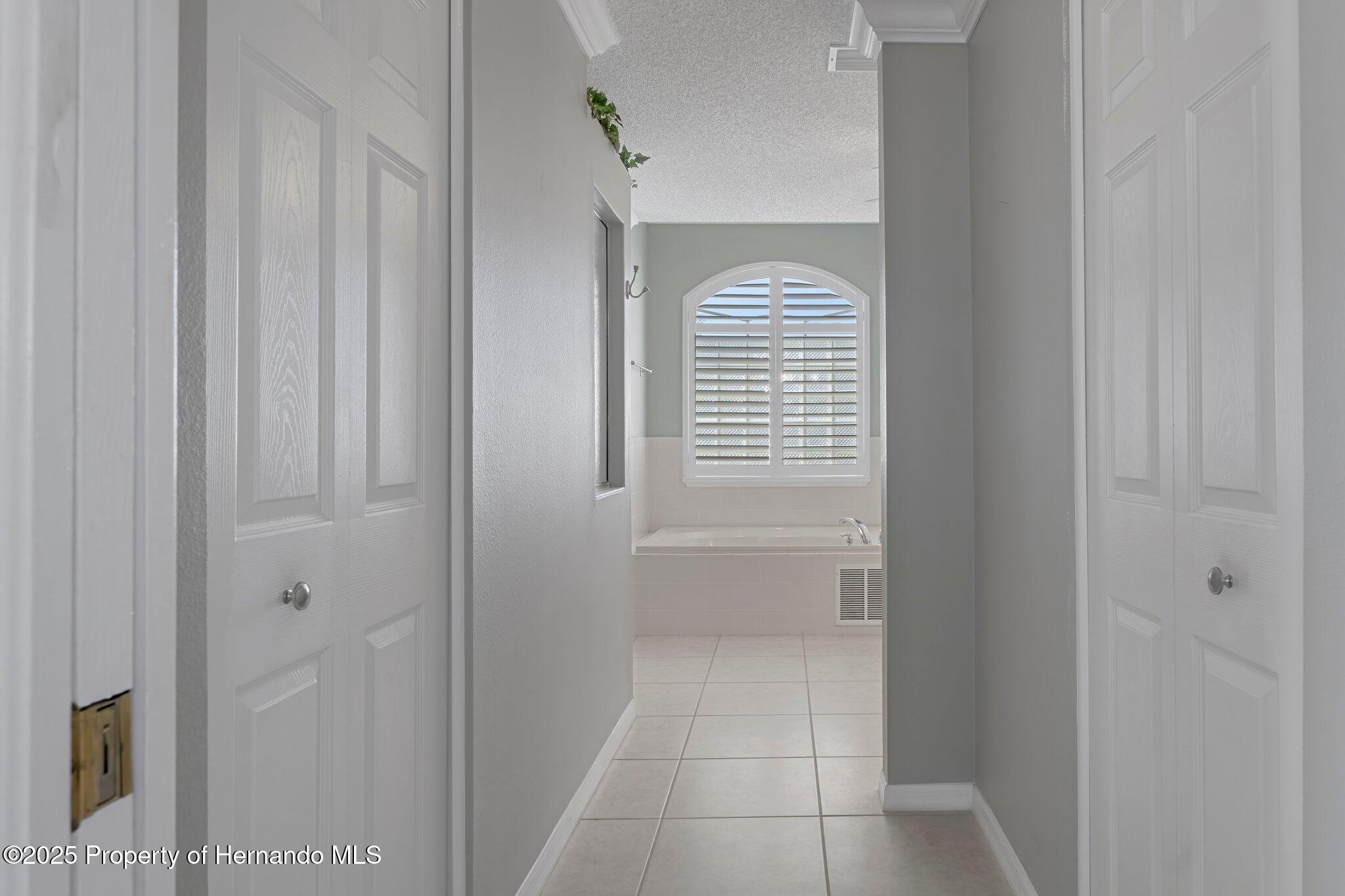 18604 Myrtle Wood Drive, Hudson, Florida image 35