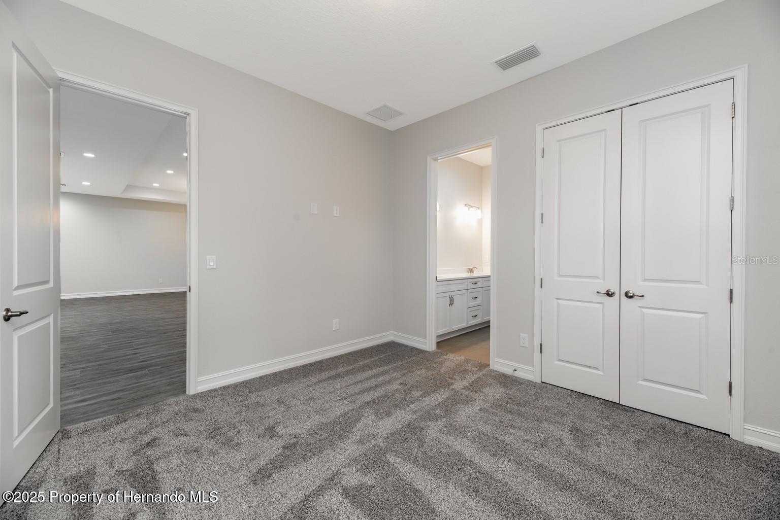 4056 Southern Valley Loop, Brooksville, Florida image 15