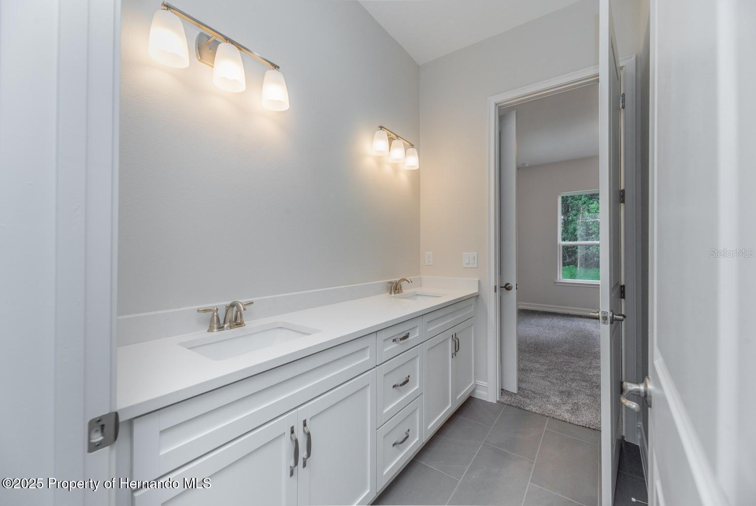 4056 Southern Valley Loop, Brooksville, Florida image 10
