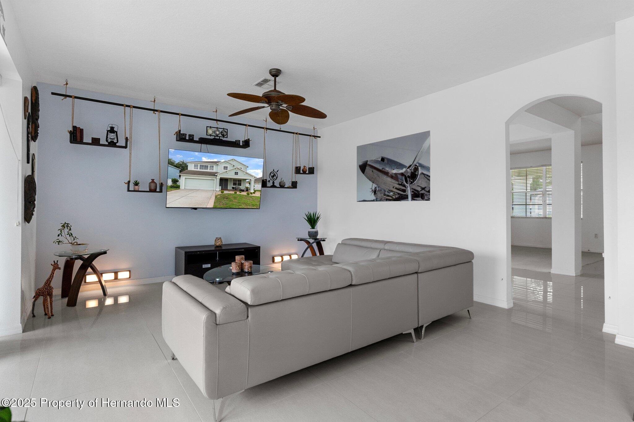 4215 Maplehurst Way, Spring Hill, Florida image 17