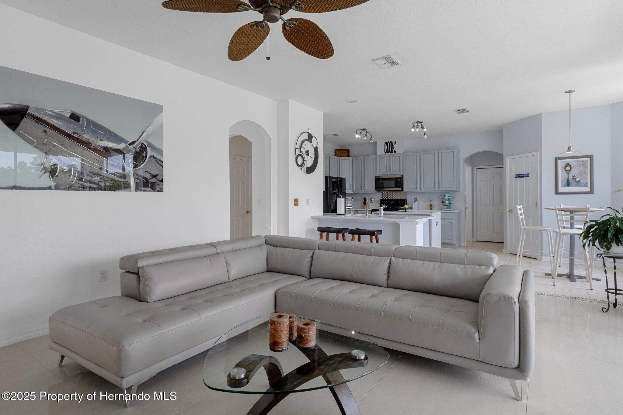 4215 Maplehurst Way, Spring Hill, Florida image 18