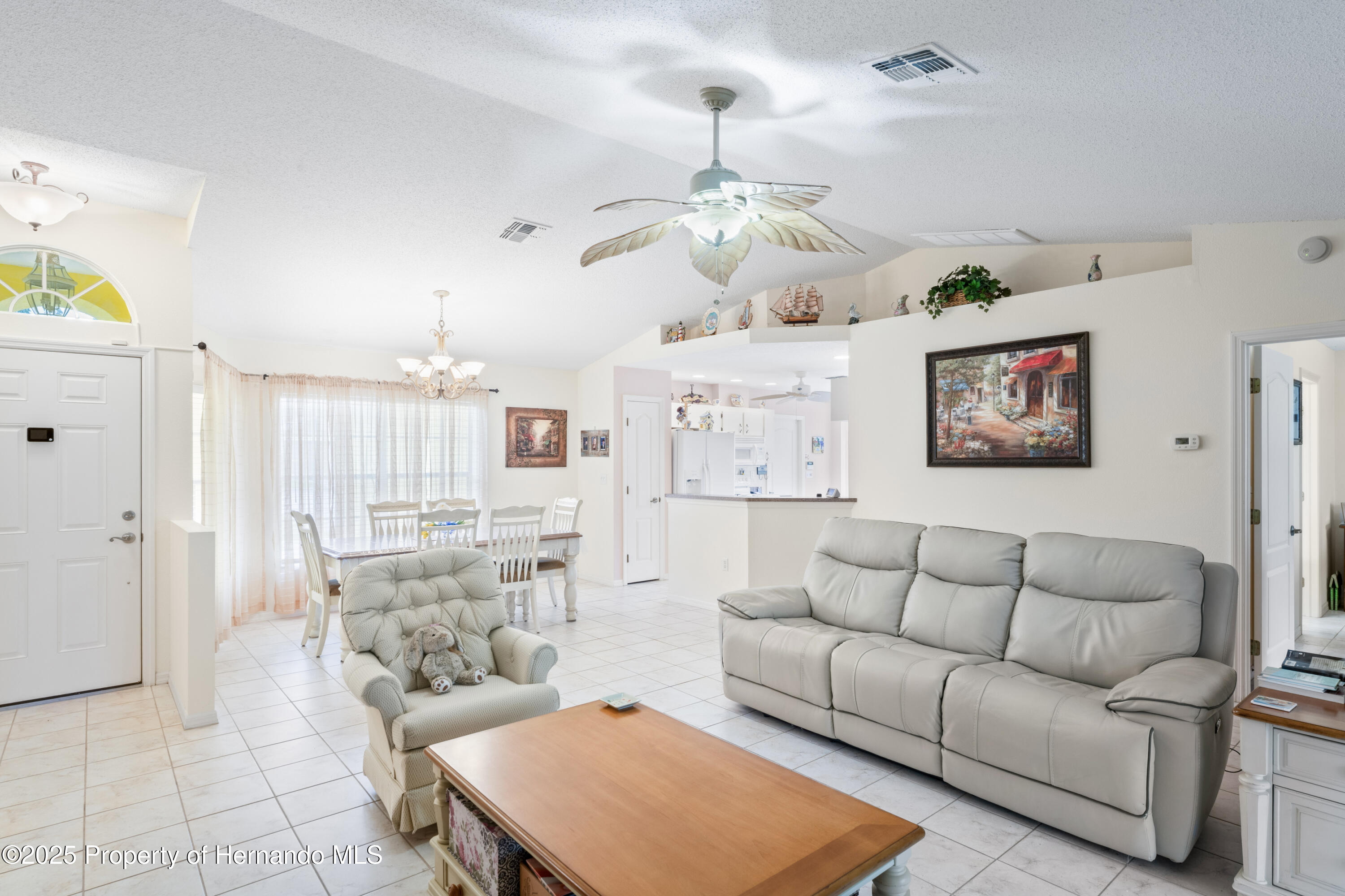 12271 House Finch Road, Weeki Wachee, Florida image 8