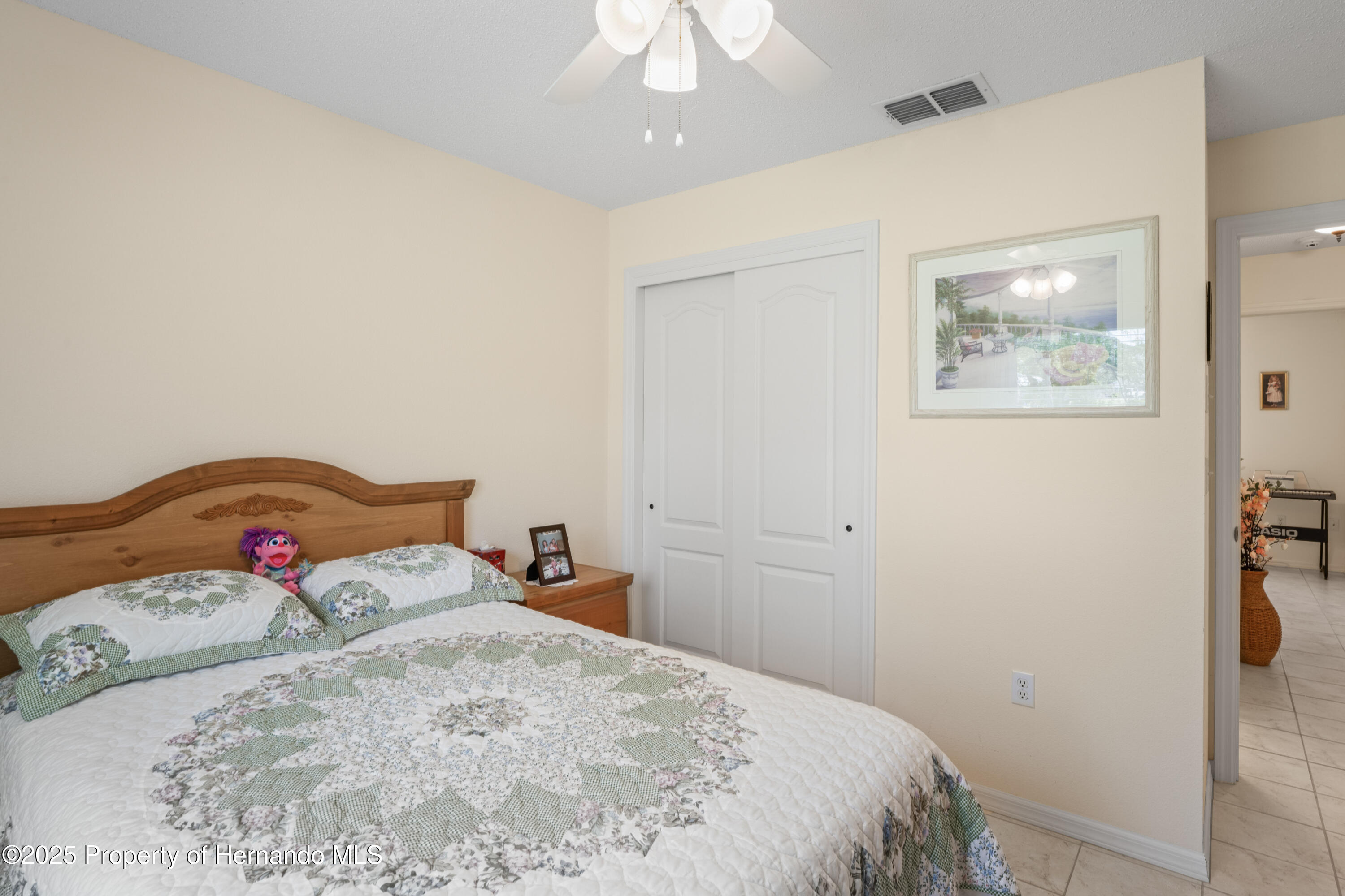12271 House Finch Road, Weeki Wachee, Florida image 41