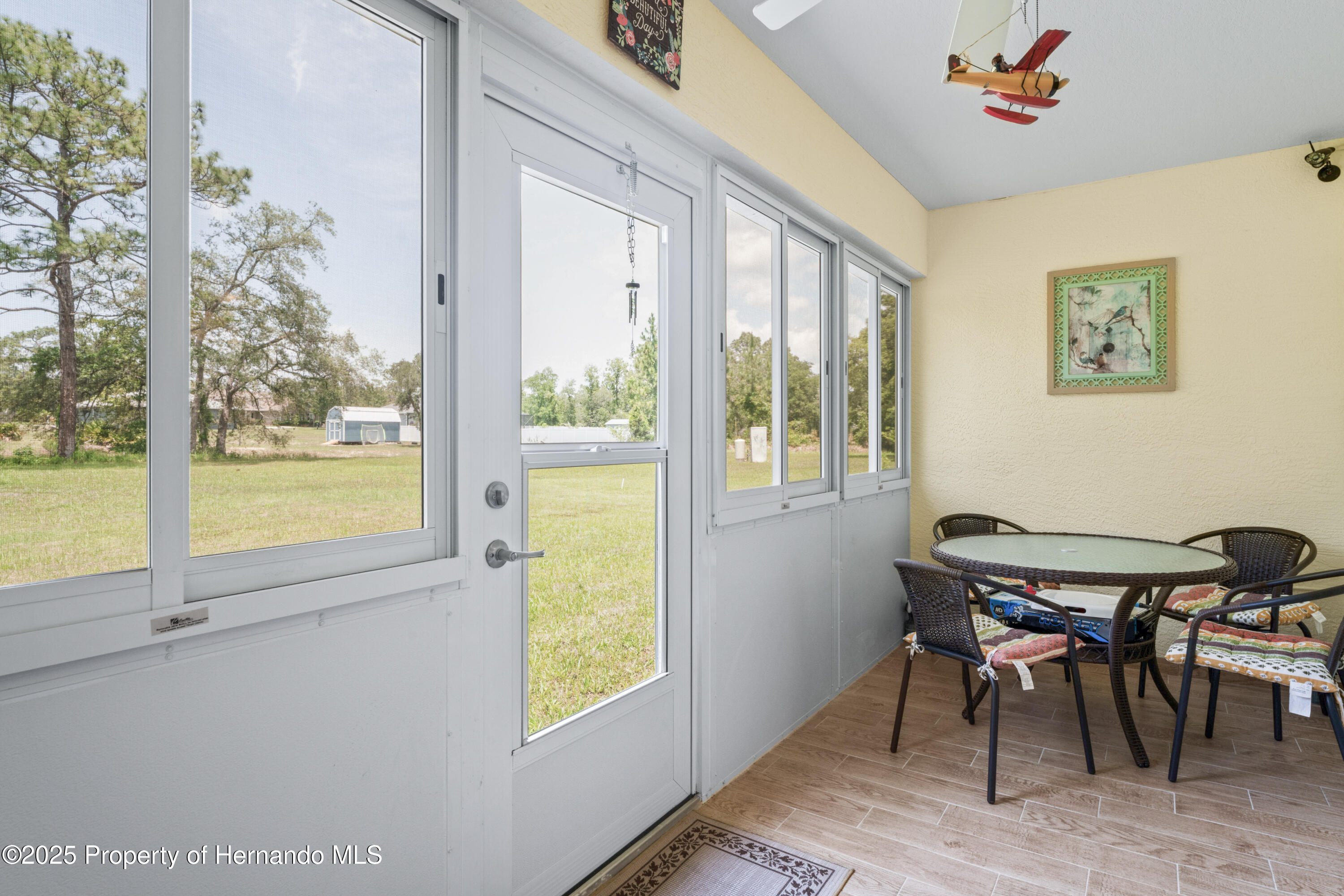12271 House Finch Road, Weeki Wachee, Florida image 24