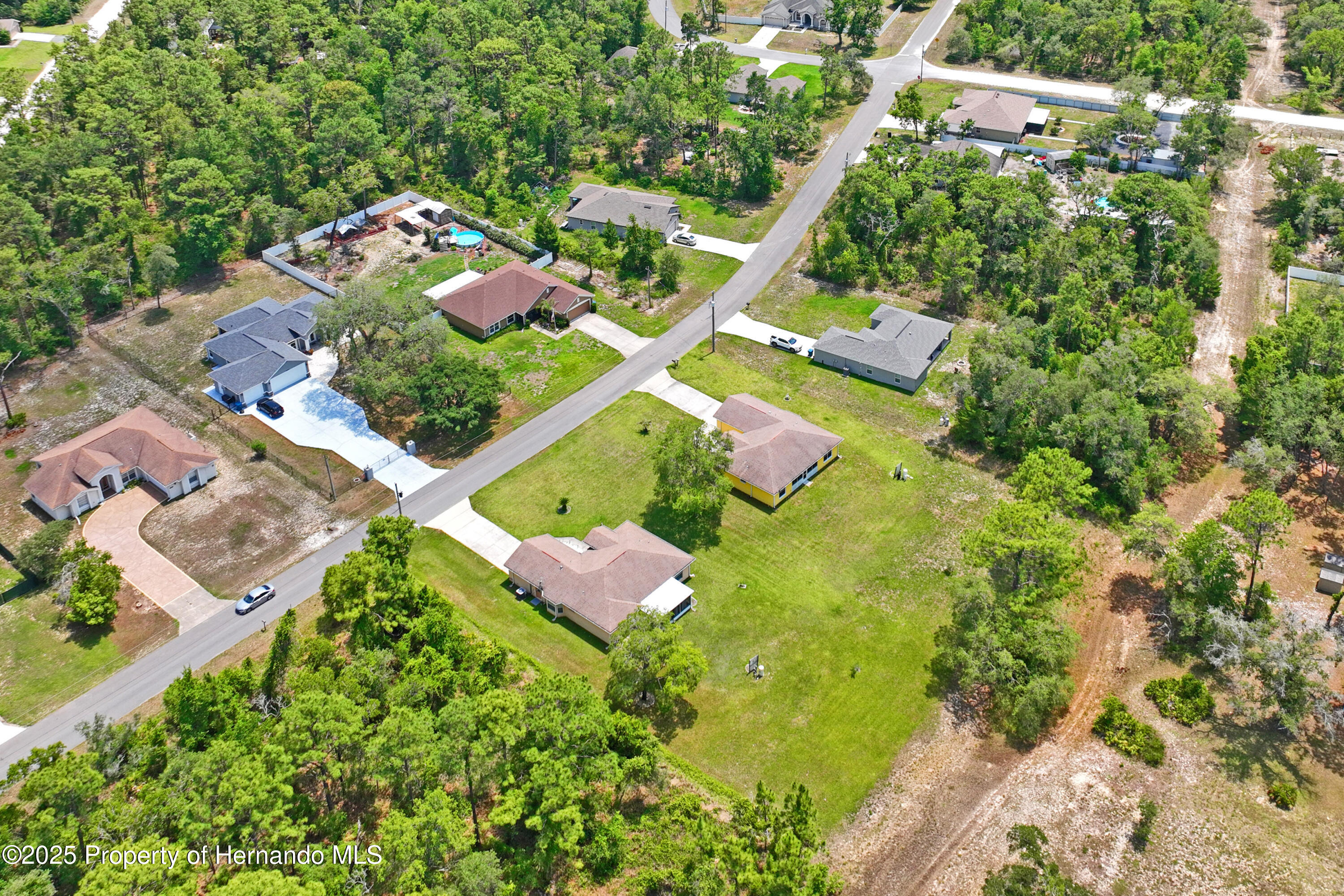 12271 House Finch Road, Weeki Wachee, Florida image 50