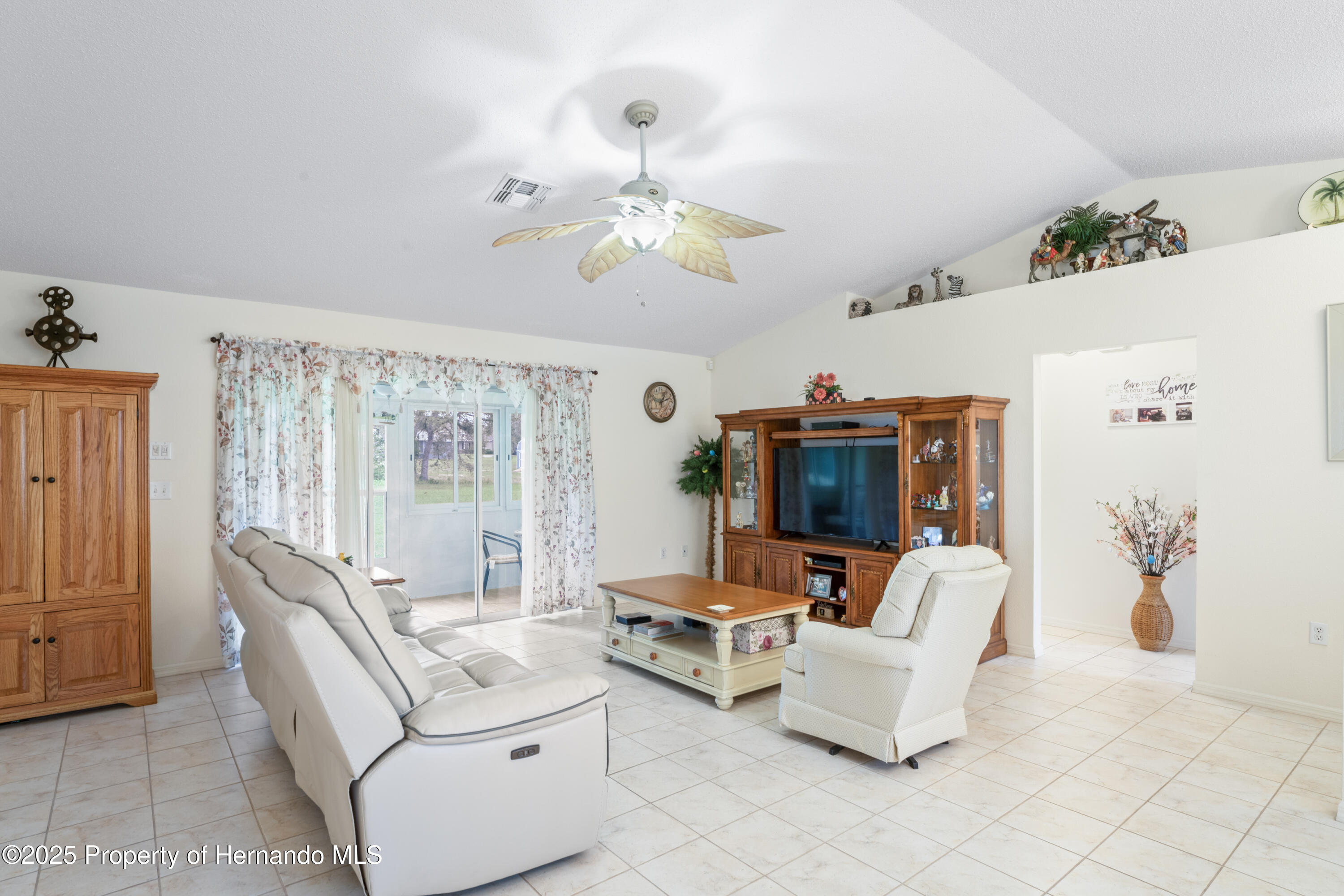 12271 House Finch Road, Weeki Wachee, Florida image 30