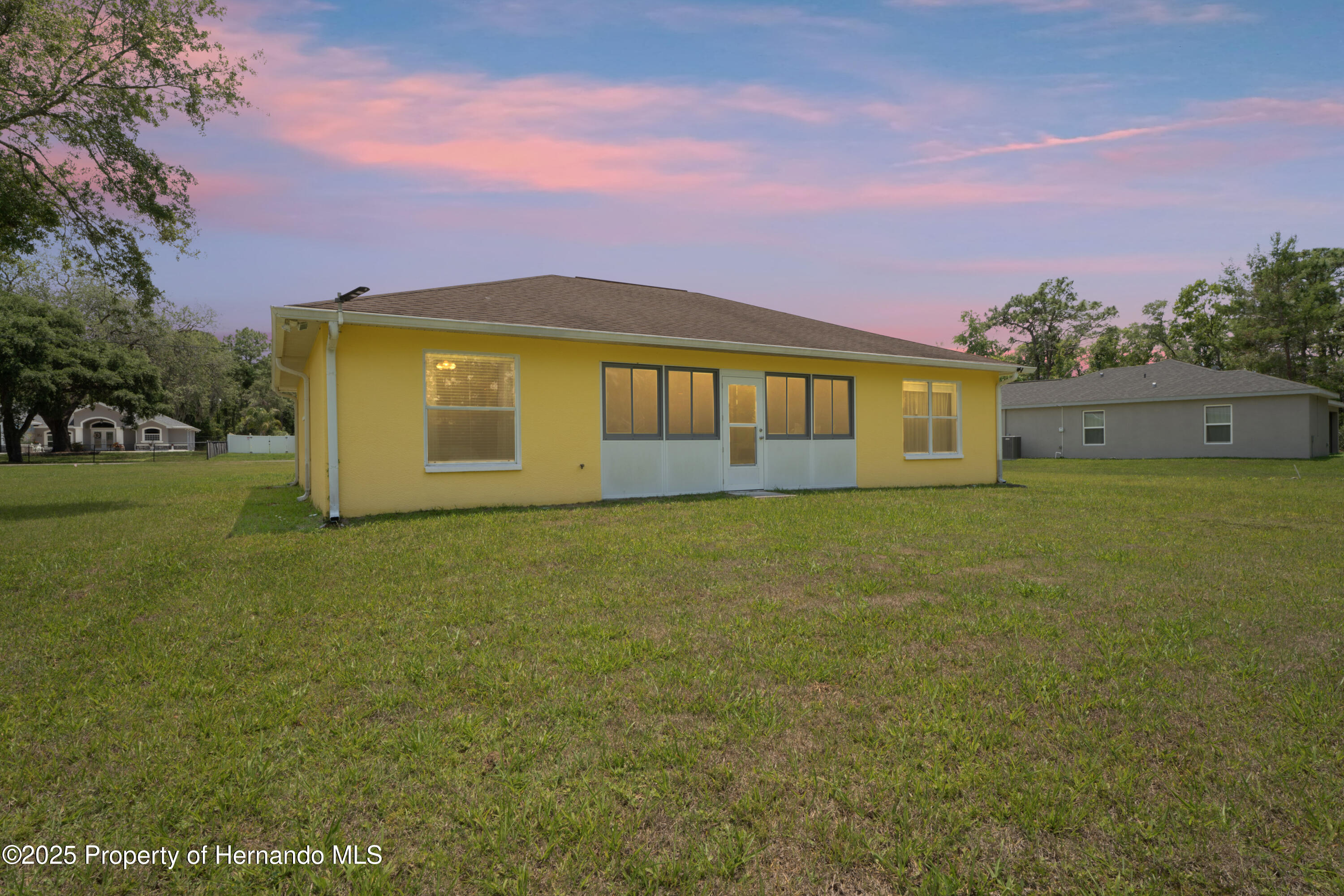 12271 House Finch Road, Weeki Wachee, Florida image 45