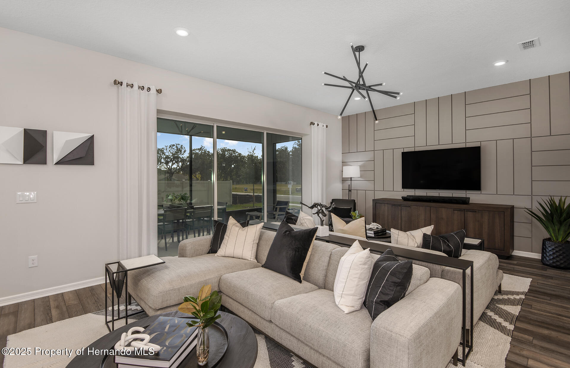 3783 Obsidian Drive, Spring Hill, Florida image 4