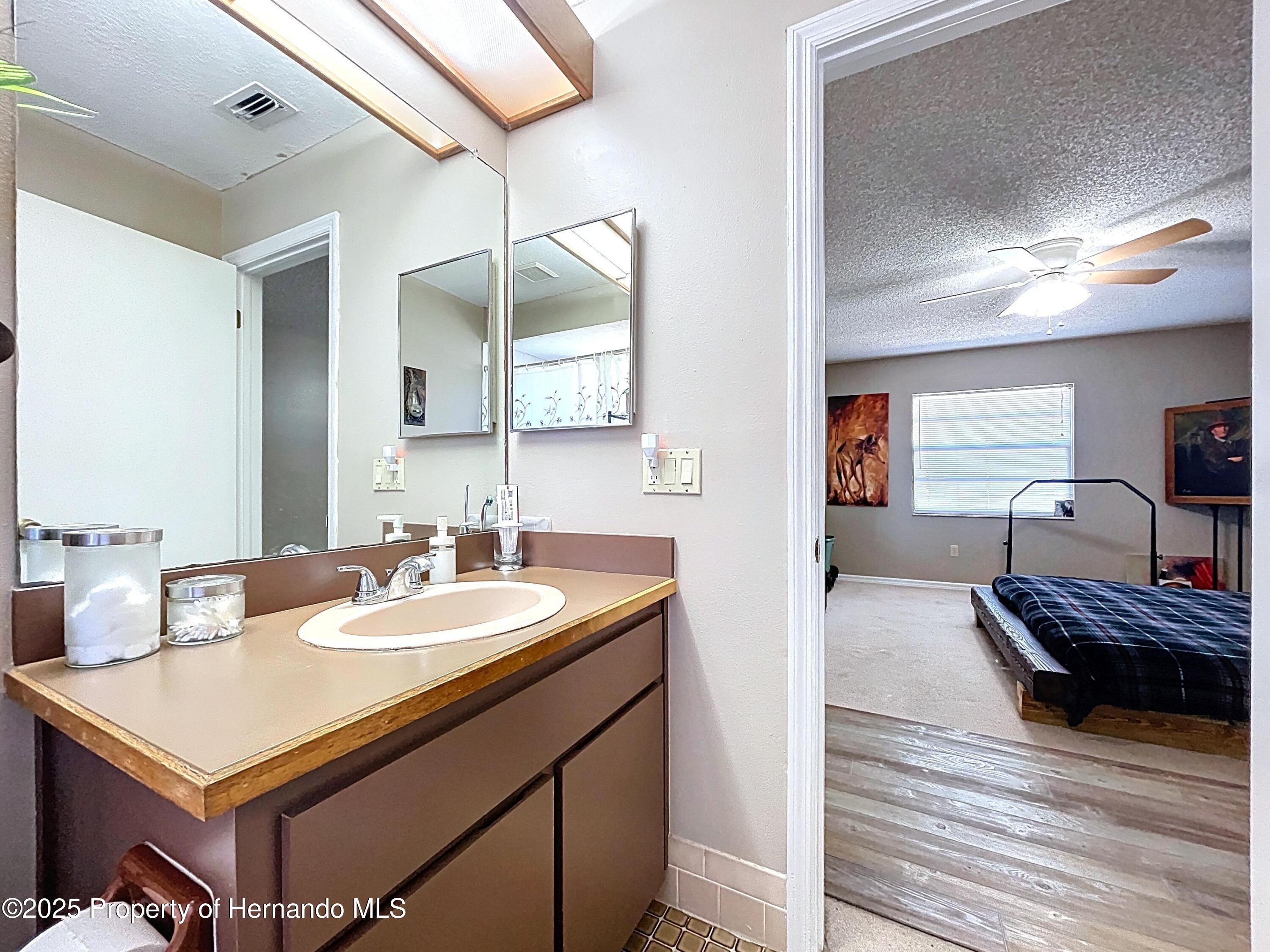 3189 Parkhill Avenue, Spring Hill, Florida image 27