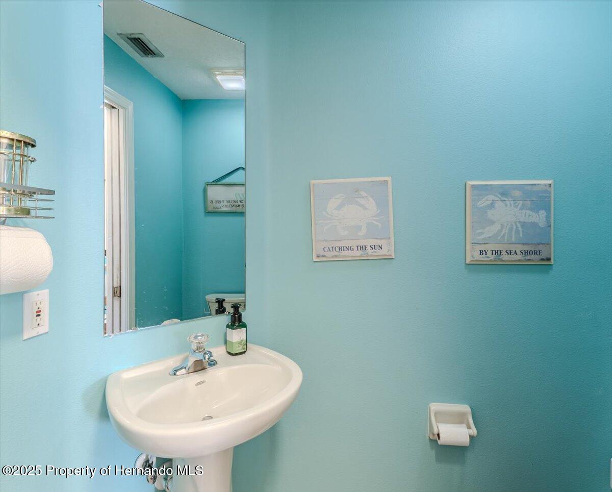 4094 Braemere Drive, Spring Hill, Florida image 12