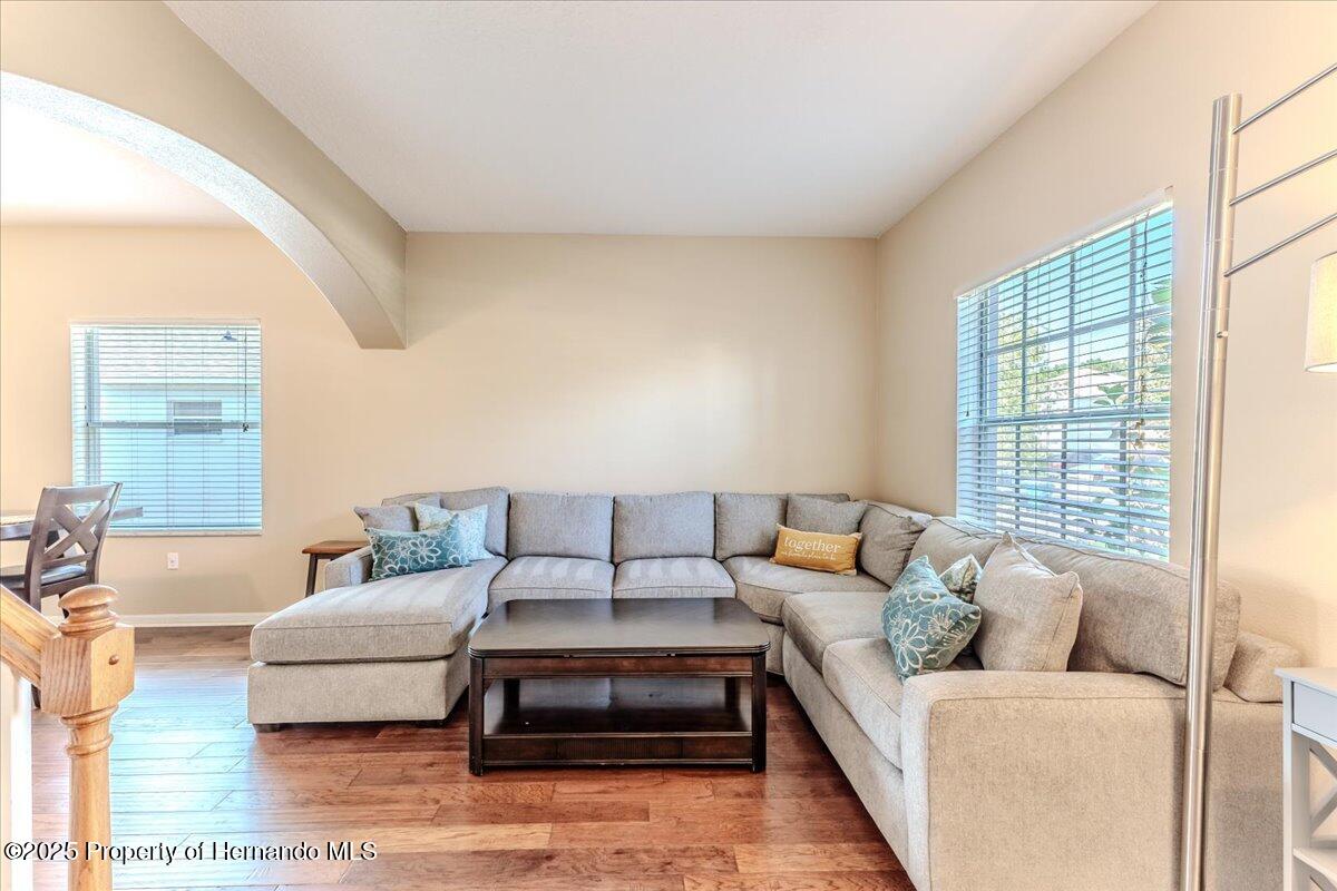 4094 Braemere Drive, Spring Hill, Florida image 8