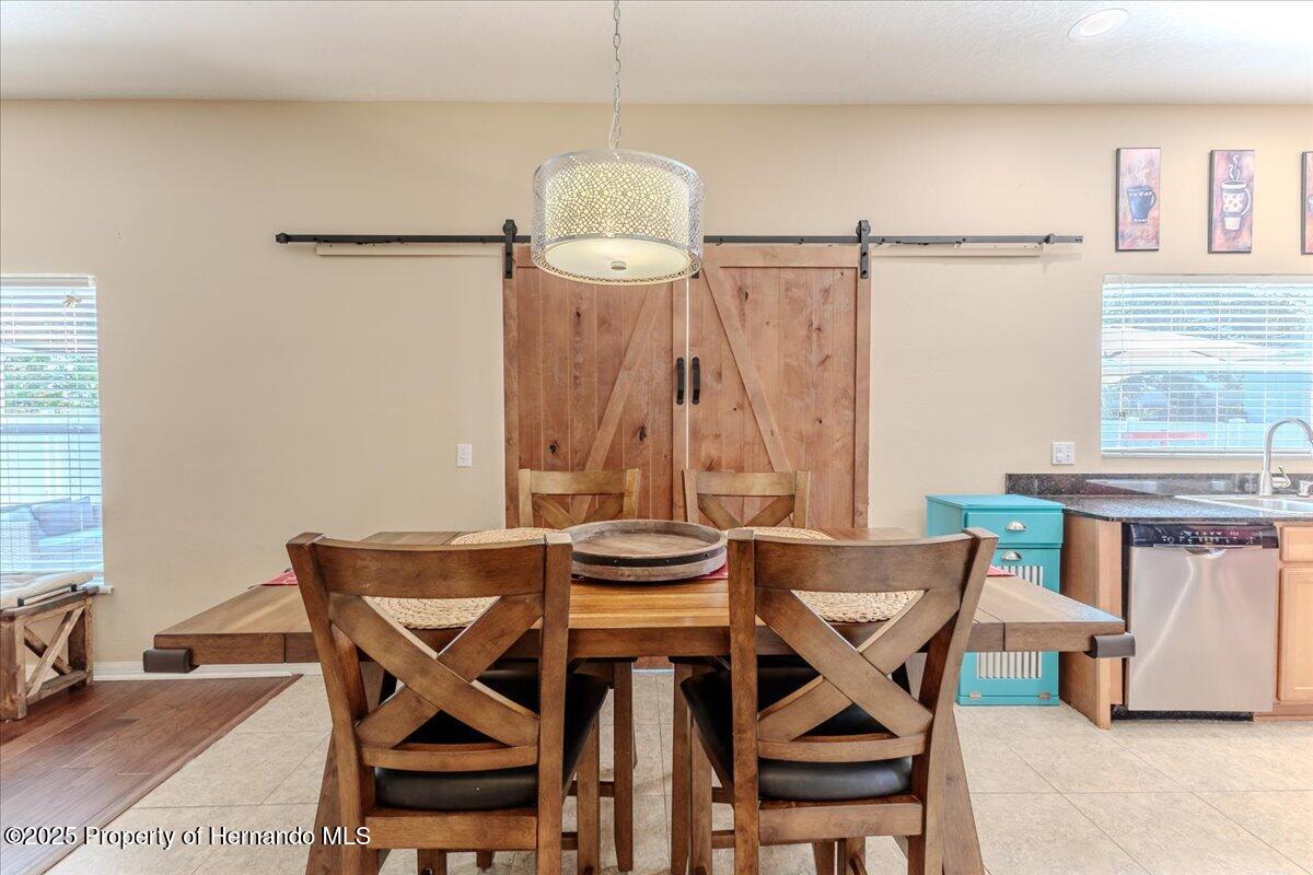 4094 Braemere Drive, Spring Hill, Florida image 13