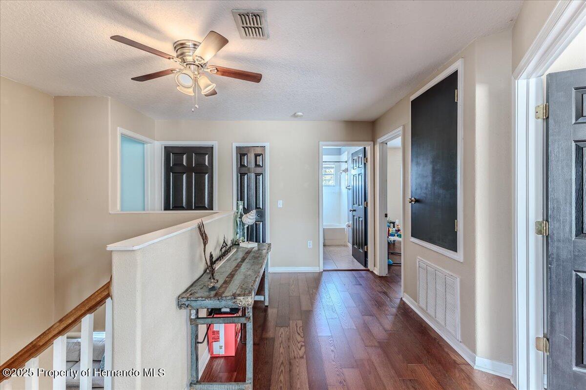 4094 Braemere Drive, Spring Hill, Florida image 27
