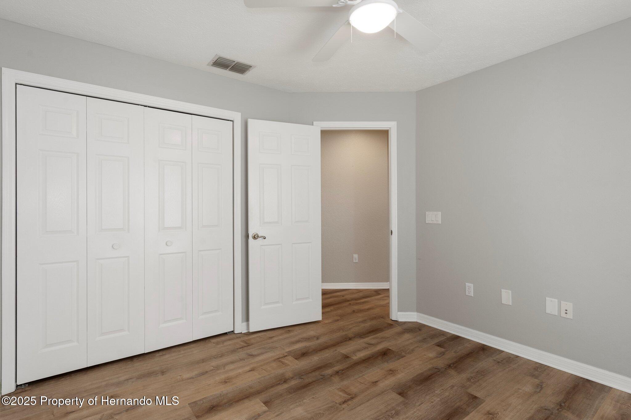 11242 Riddle Drive, Spring Hill, Florida image 31