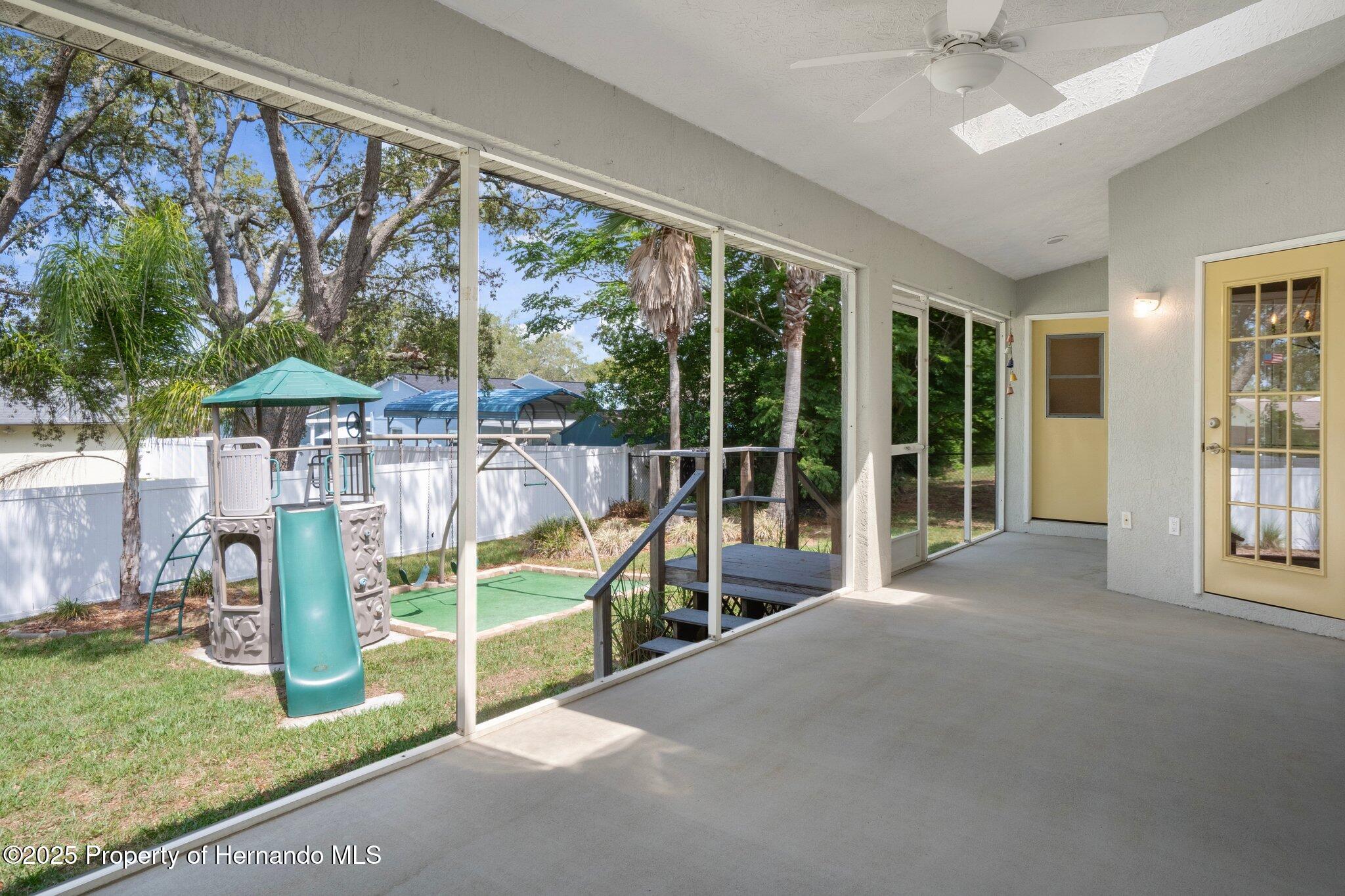 11242 Riddle Drive, Spring Hill, Florida image 50