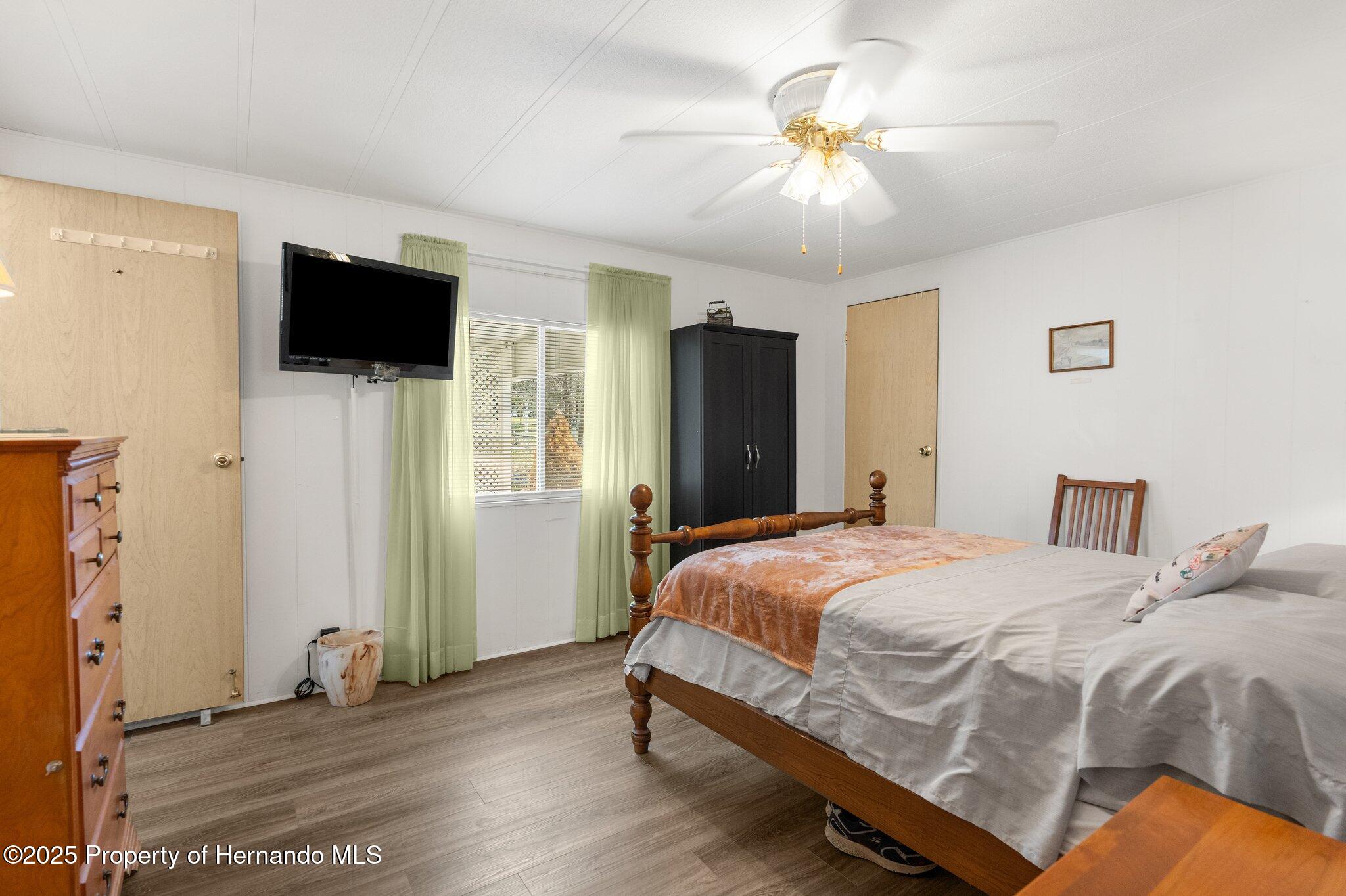 8240 Highpoint Boulevard, Brooksville, Florida image 22